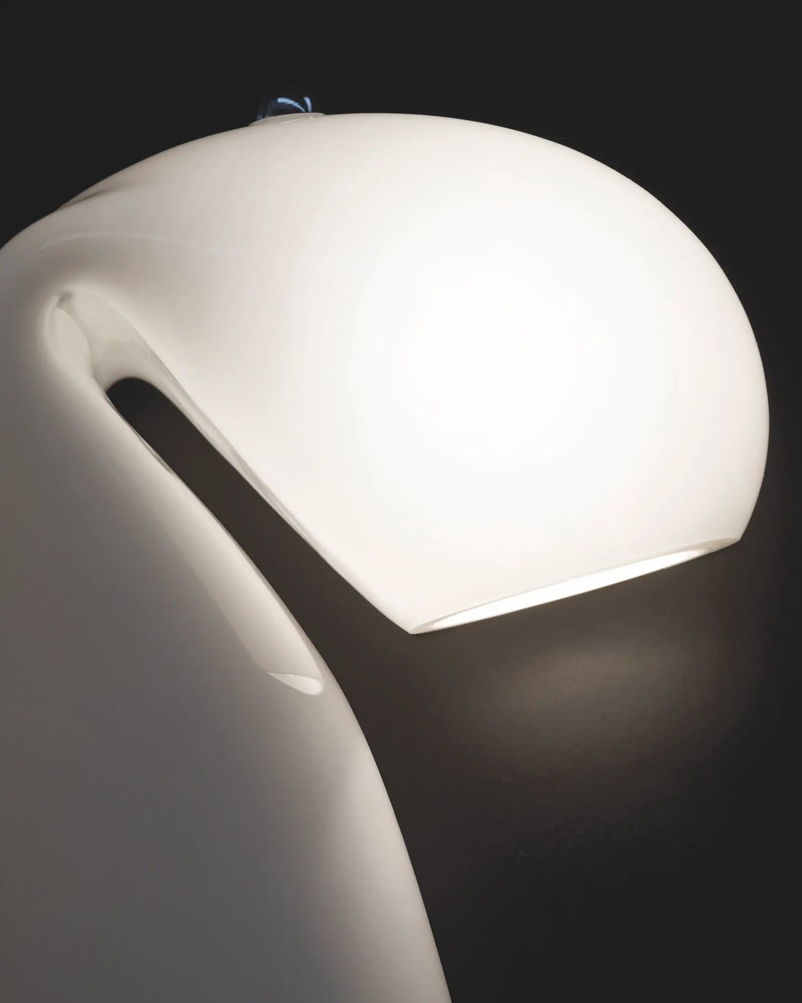 Bissa table lamp in murano mouth blown glass detail