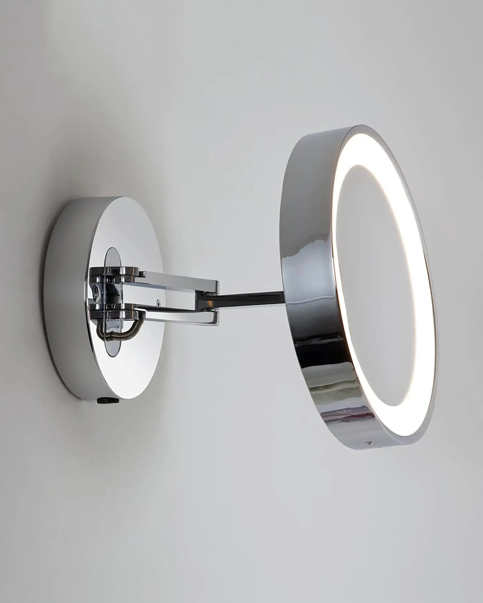 Catena LED adjustable round bathroom magnifying mirror with LED light product photo
