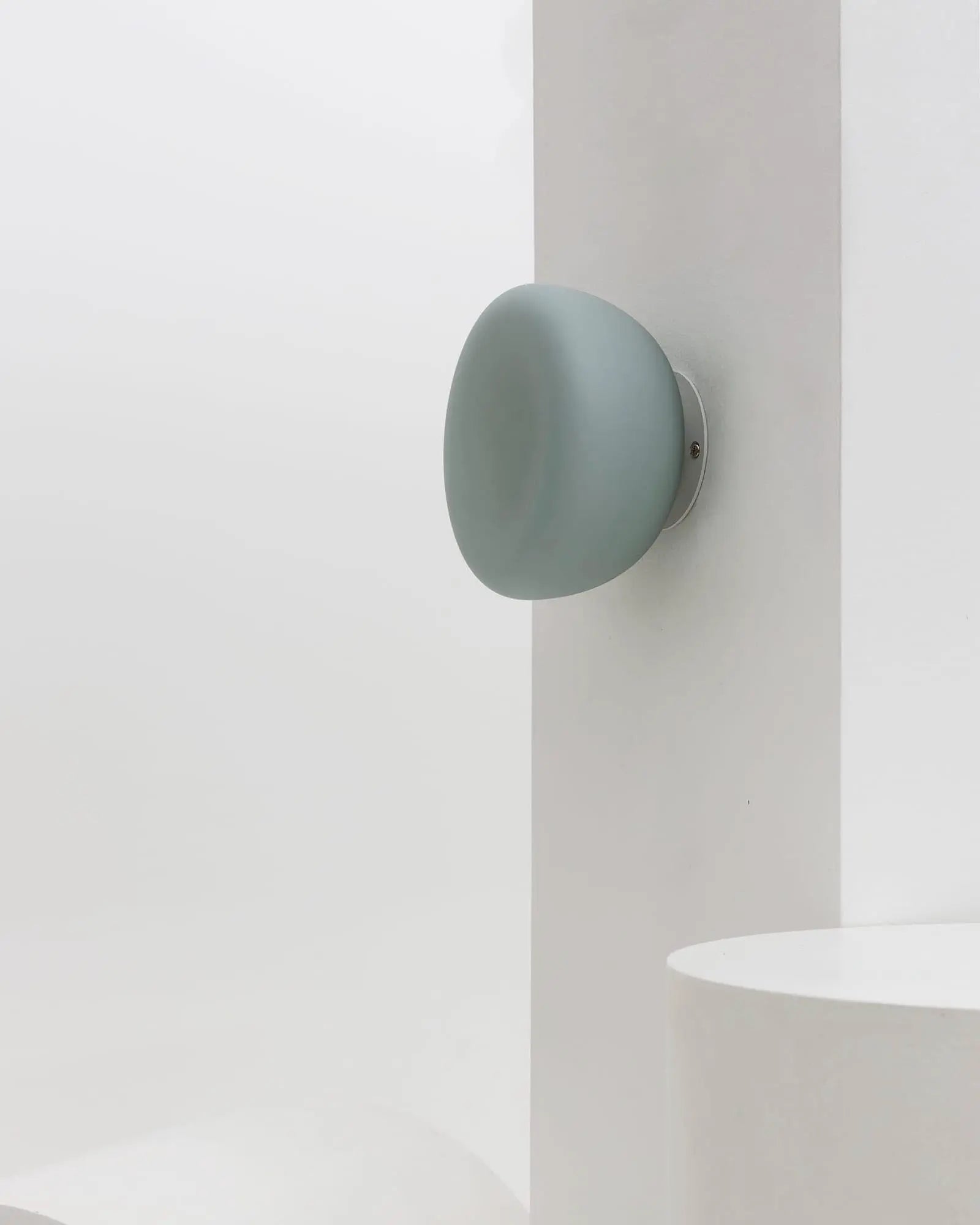 Cell contemporary blown glass wall light