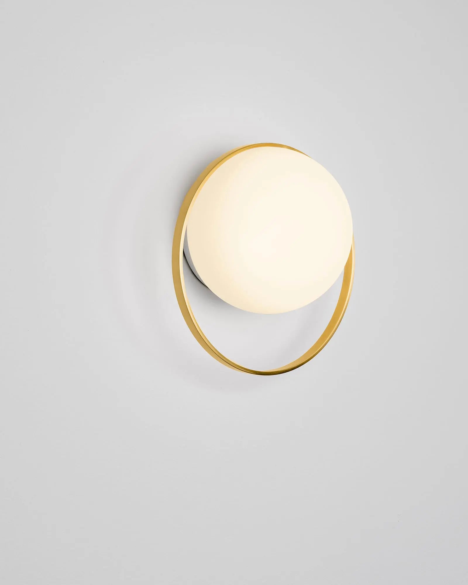 Circ Wall Light