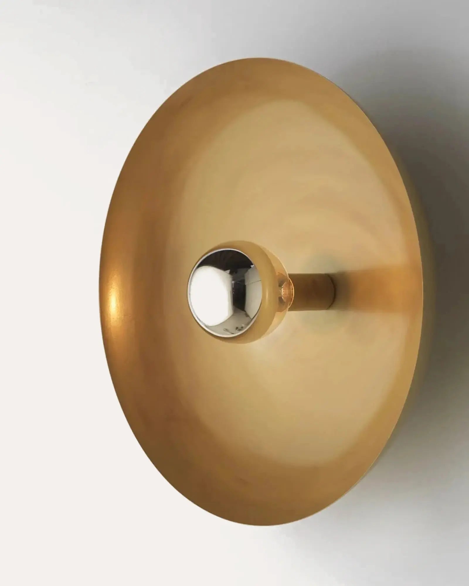 Cropy contemporary disc wall light
