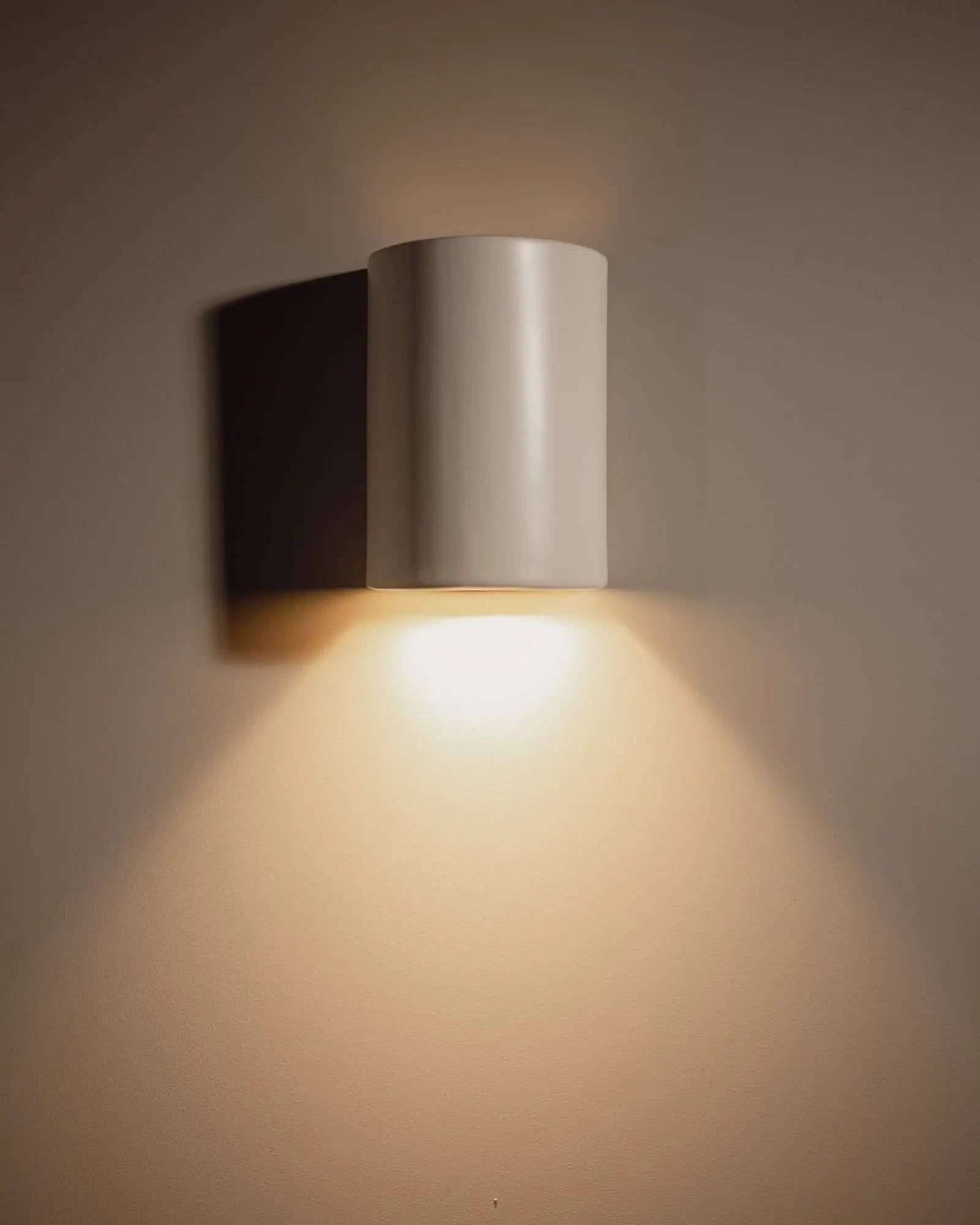 Down Ceramic indoor wall light short on