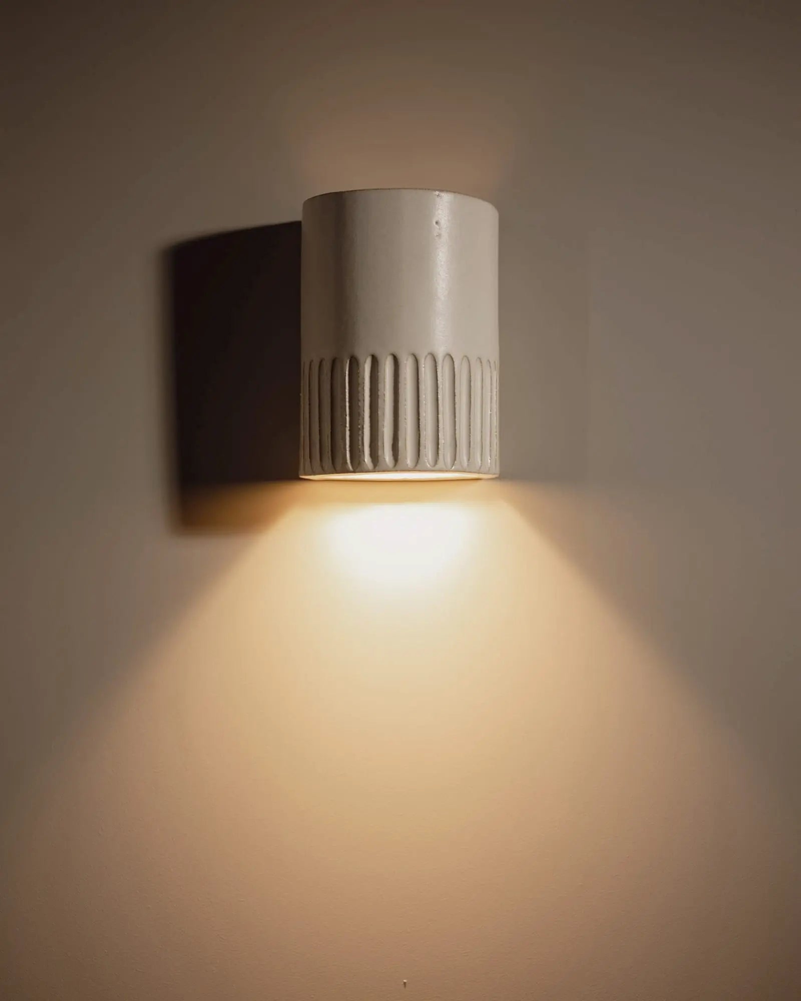 Day ceramic hand made wall light short on