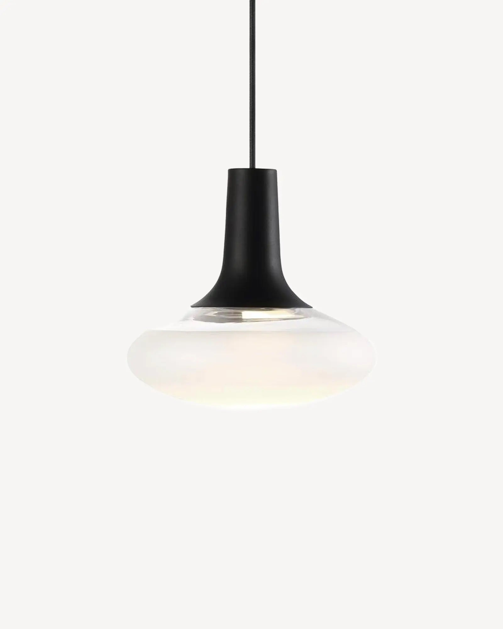 Dee Pendant light