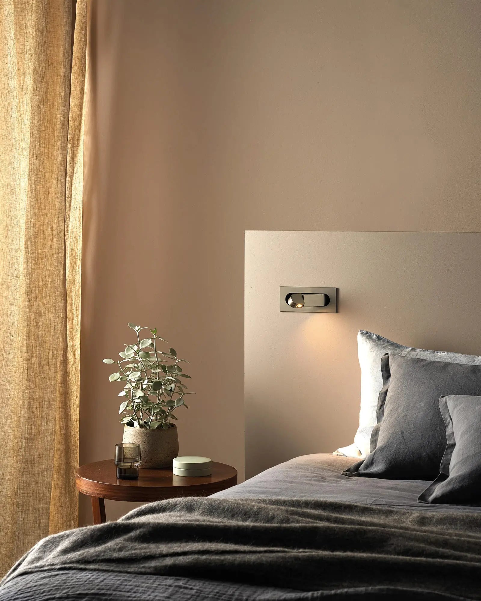 Digit wall light minimalistic indoor small foldable on the bed side