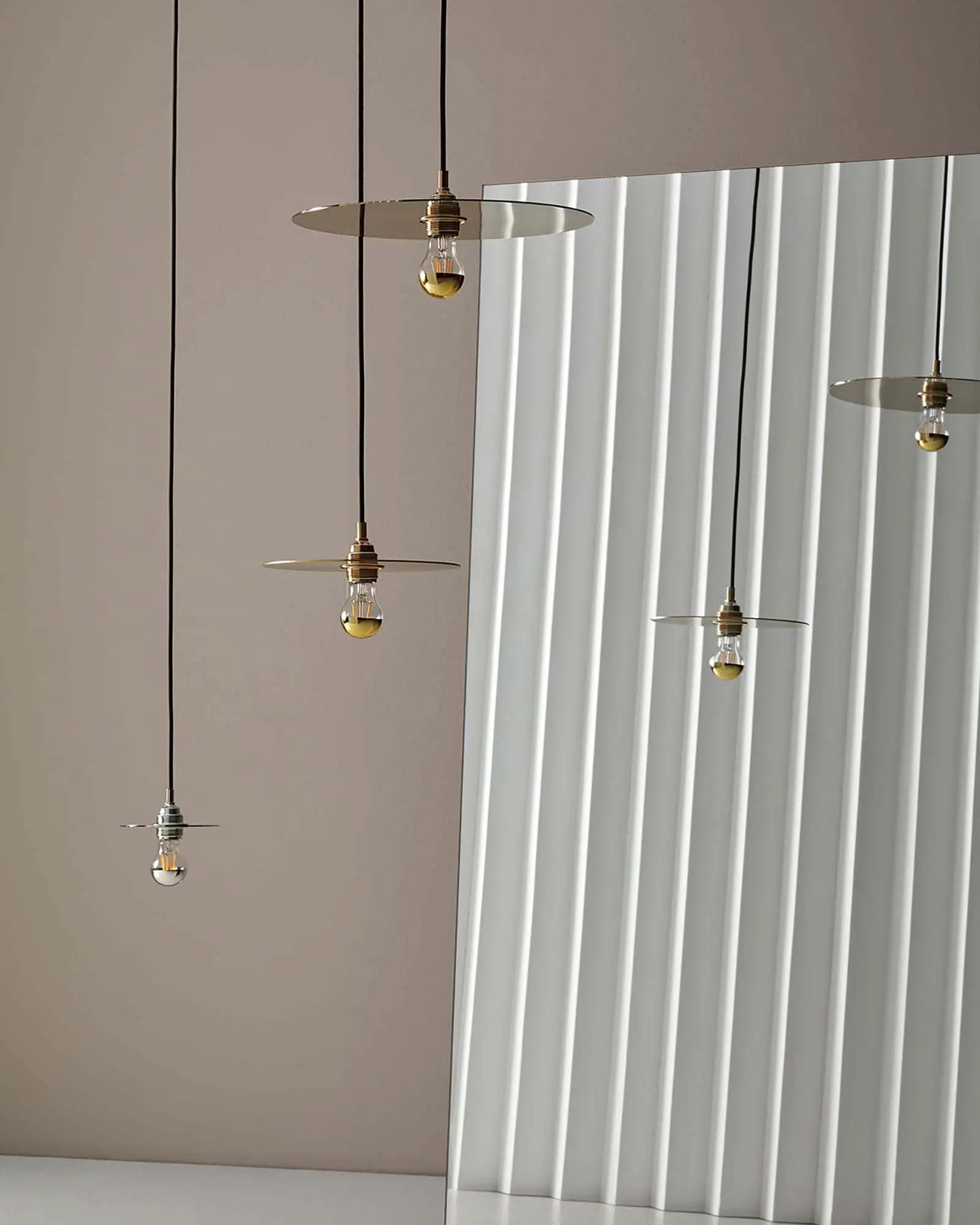 Disc Pendant light minimalistic flat disc shade cluster