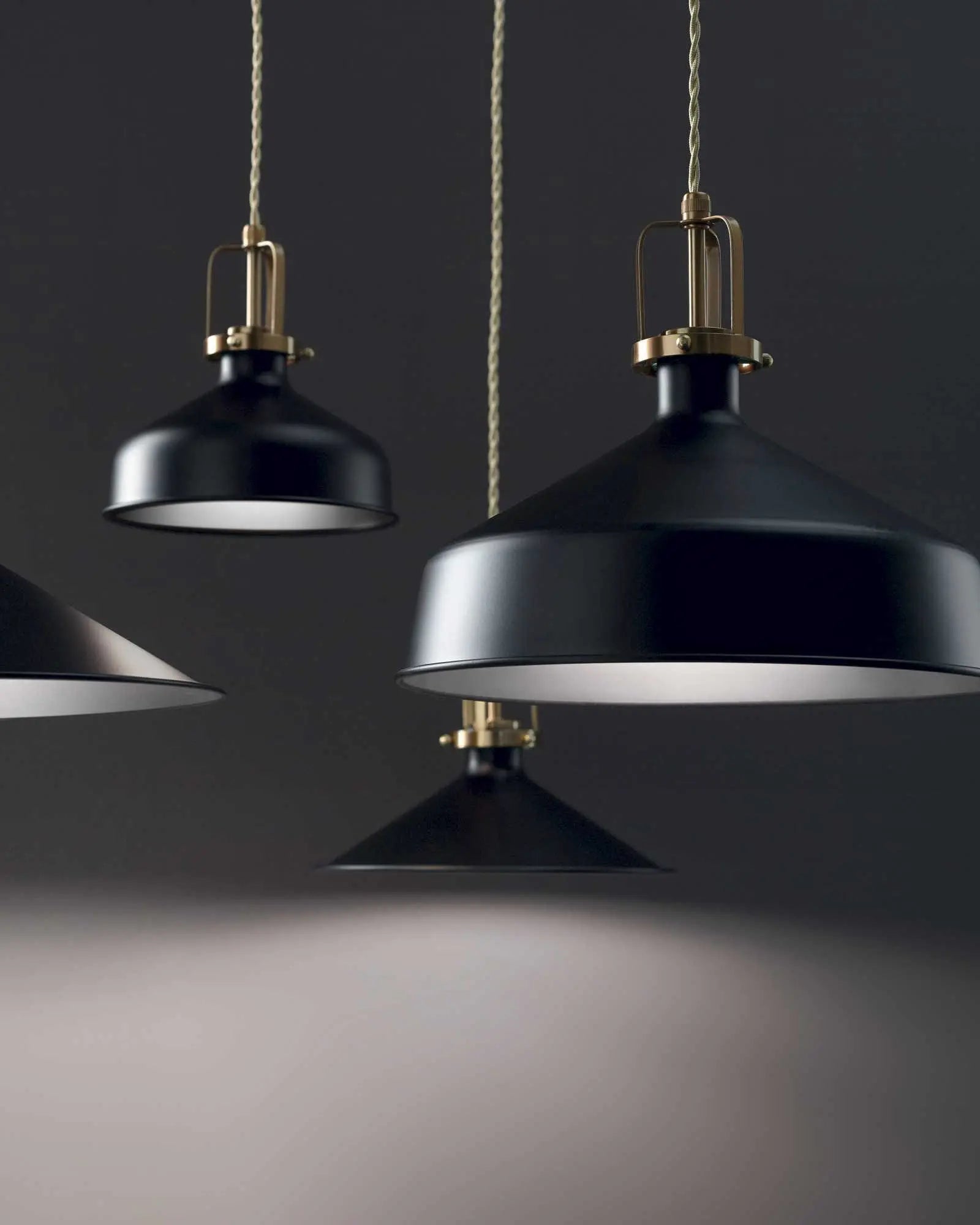Eris pendant light