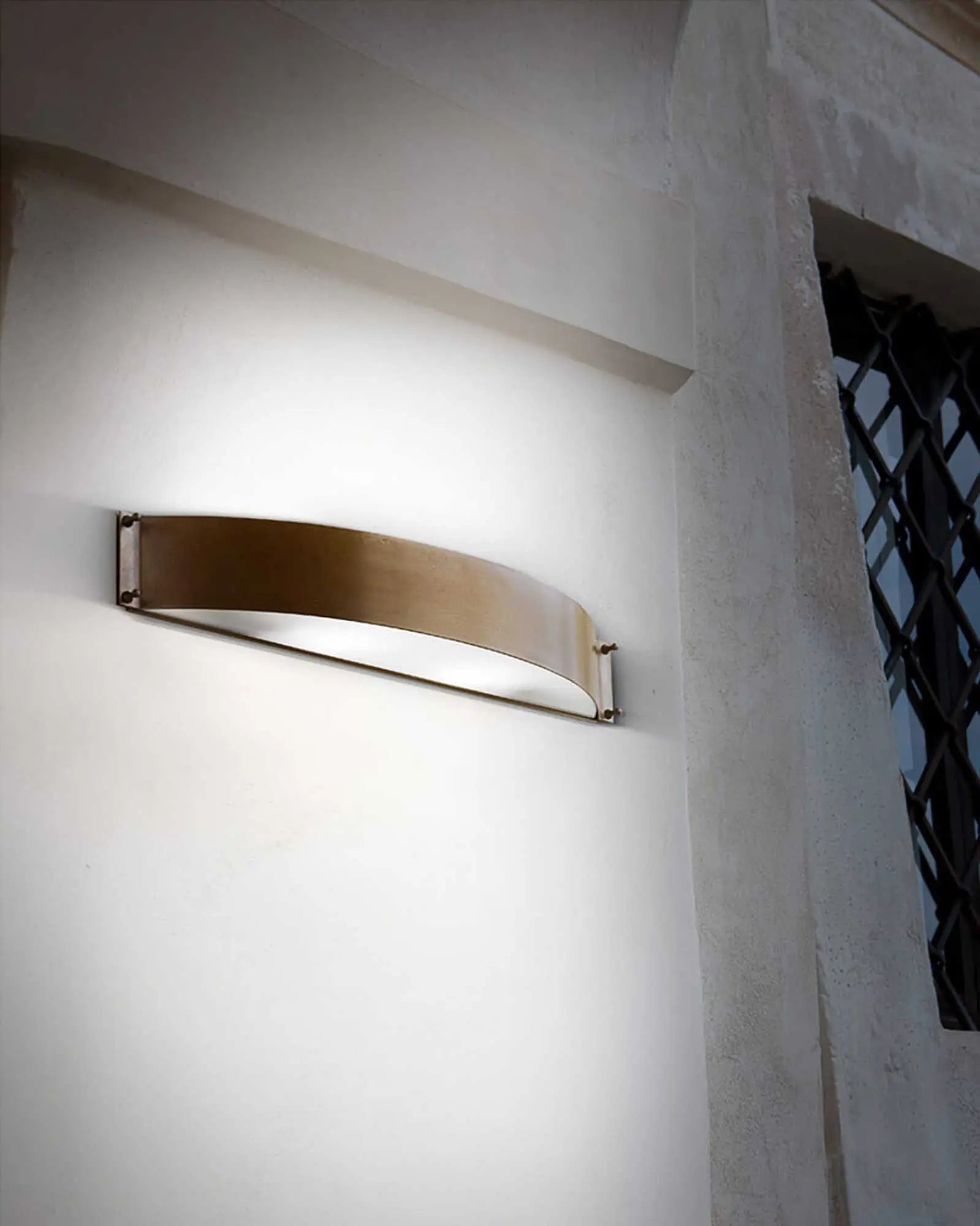 Fashion Outdoor Wall Light
