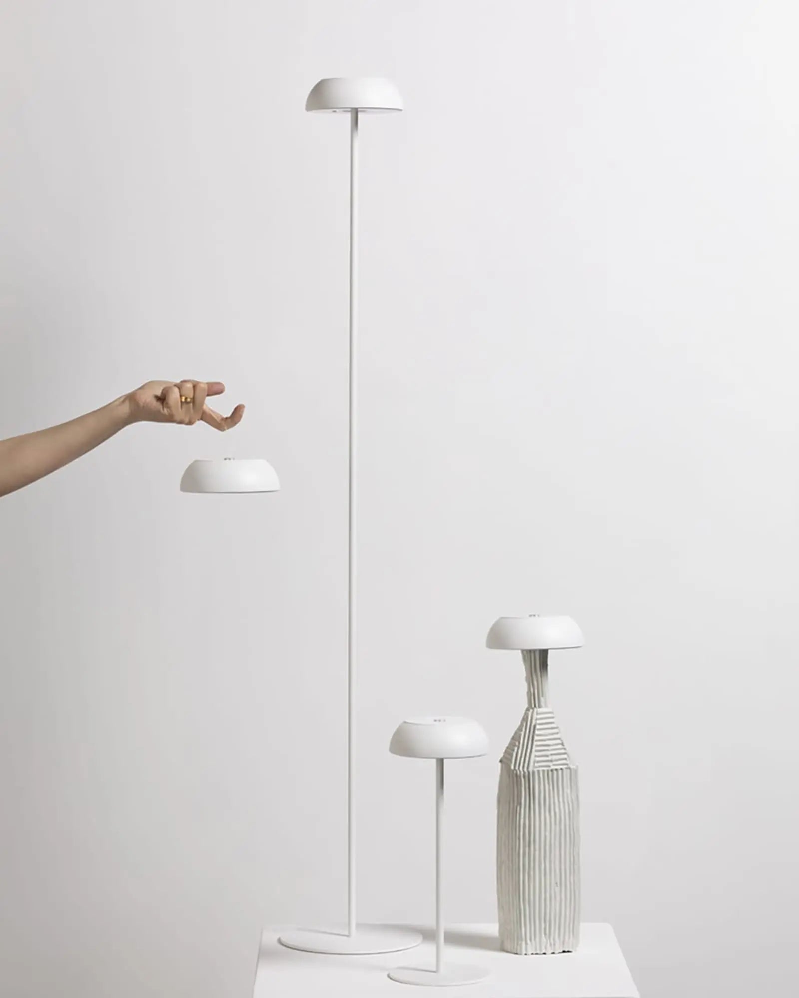 Float outdoor and indoor rechargeable floor lamp