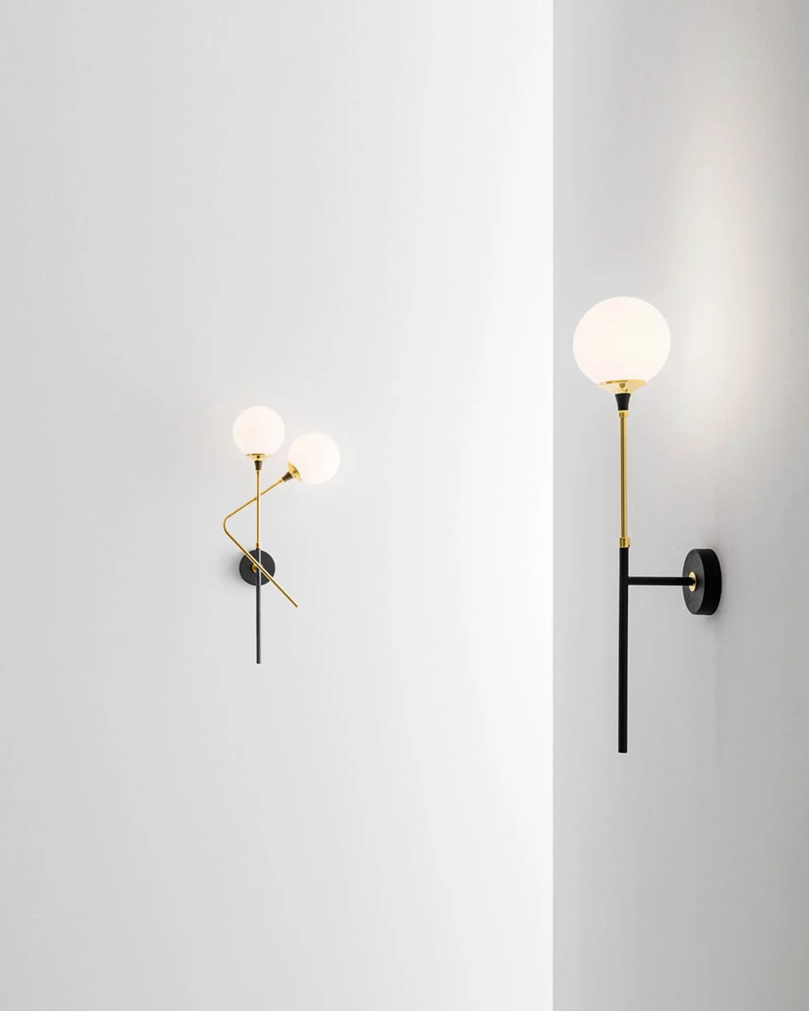 Galassia blown glass and brass wall light