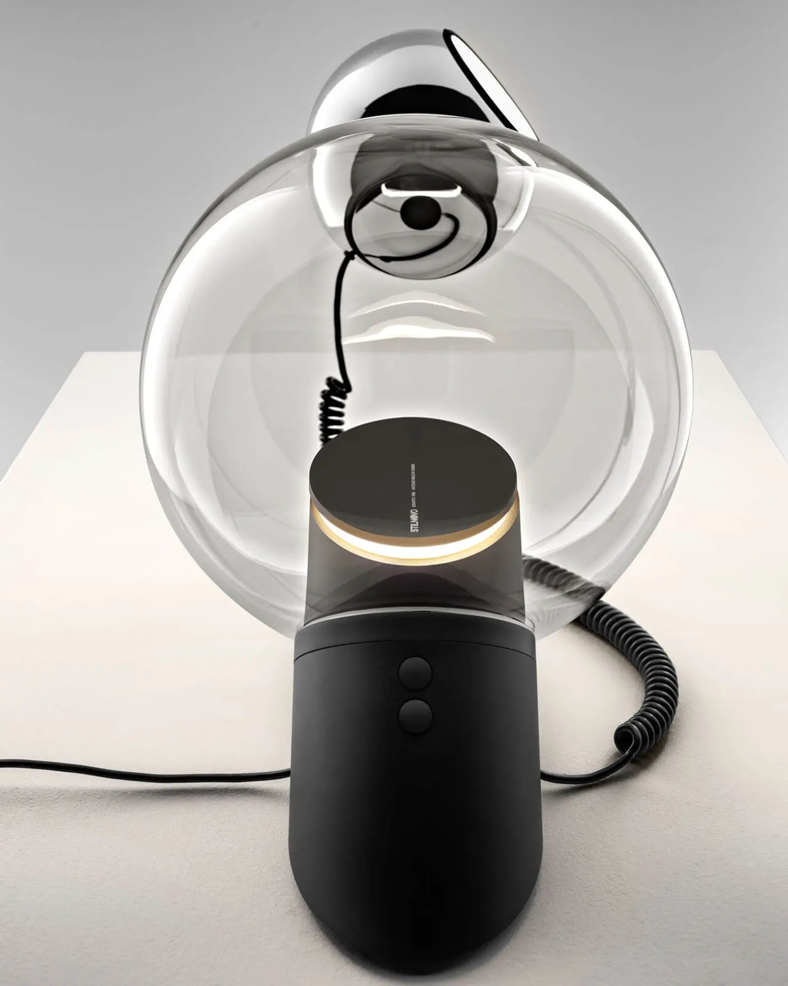 Gravita Iconic Italian table lamp
