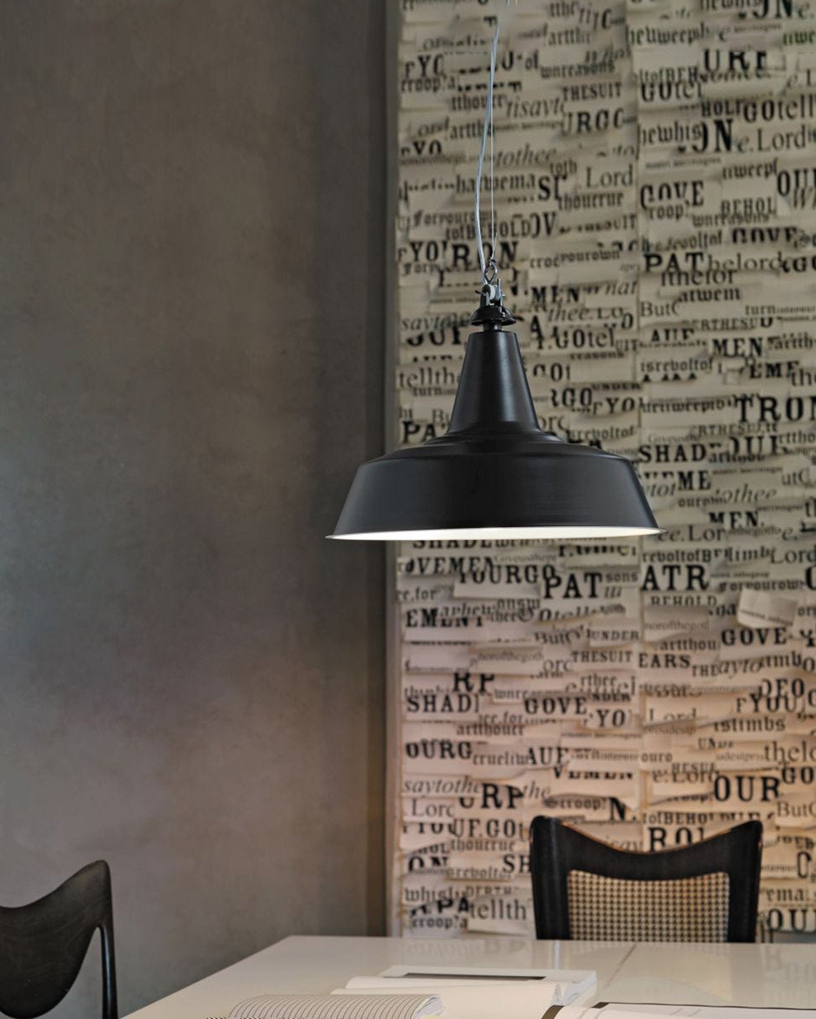Huna Pendant Light