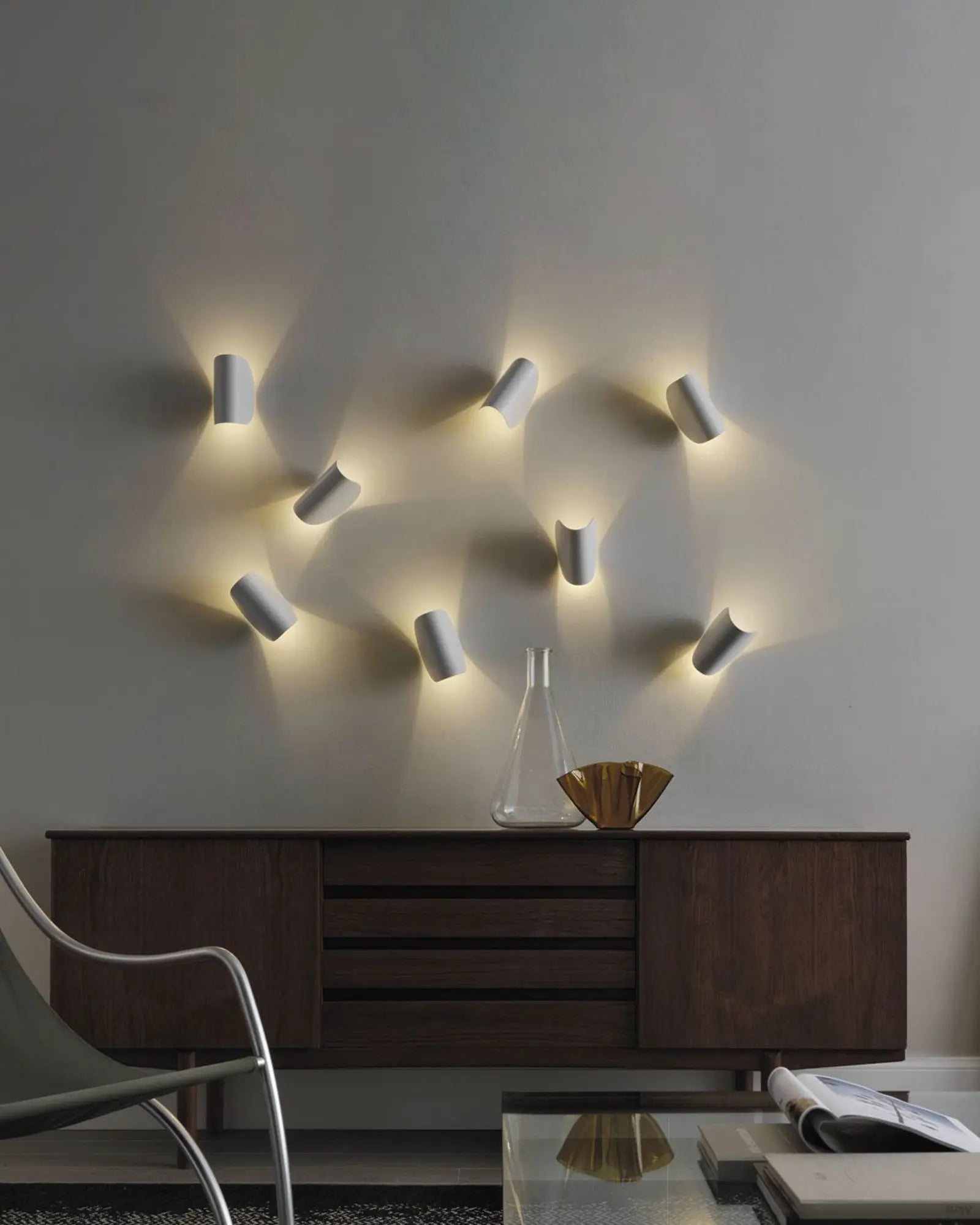 Io wall light