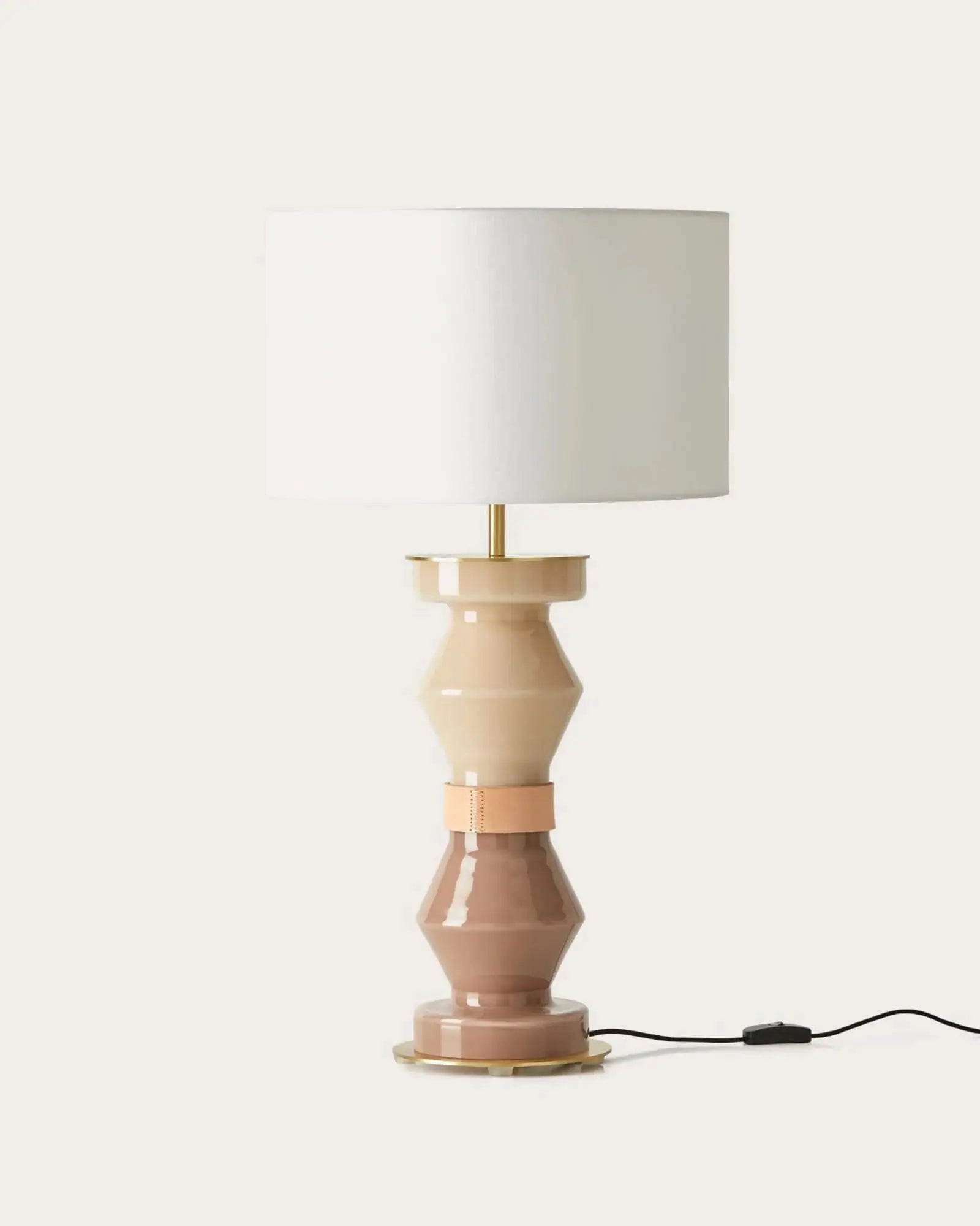 Kitta Kitta contemporary decorative table lamp in ceramic and fabric shade