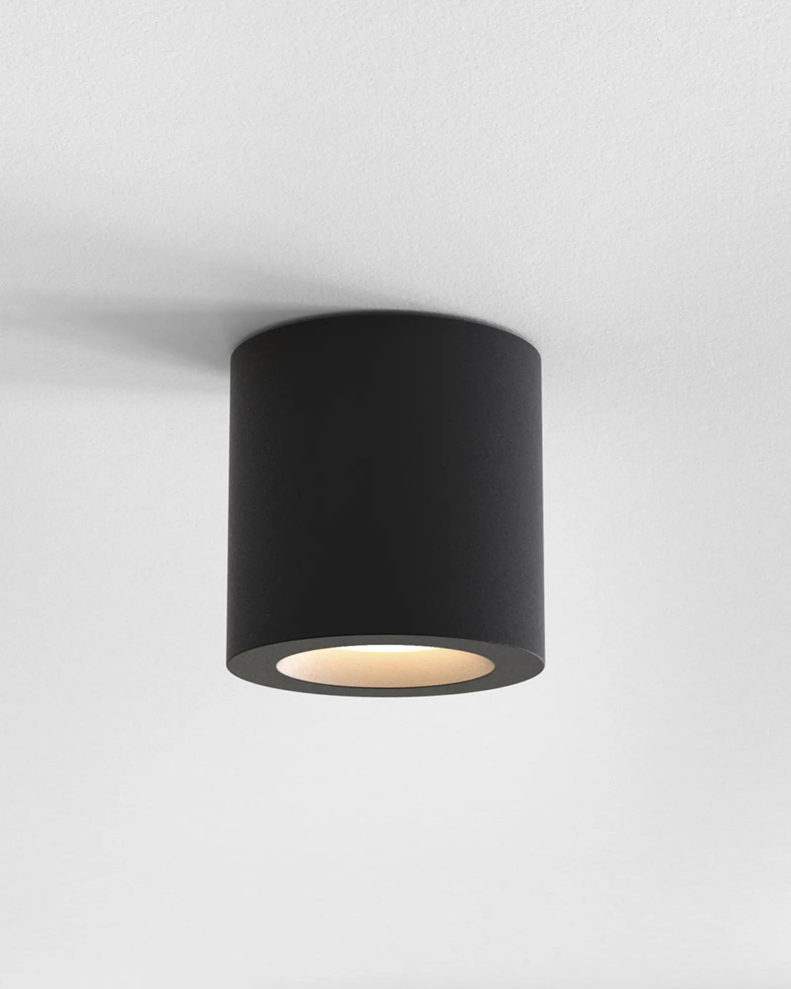 Kos II minimal cylinder metal downlight black