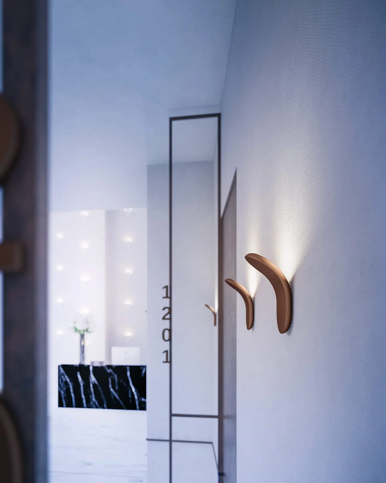 Lik minimalistic curved wall light hallway
