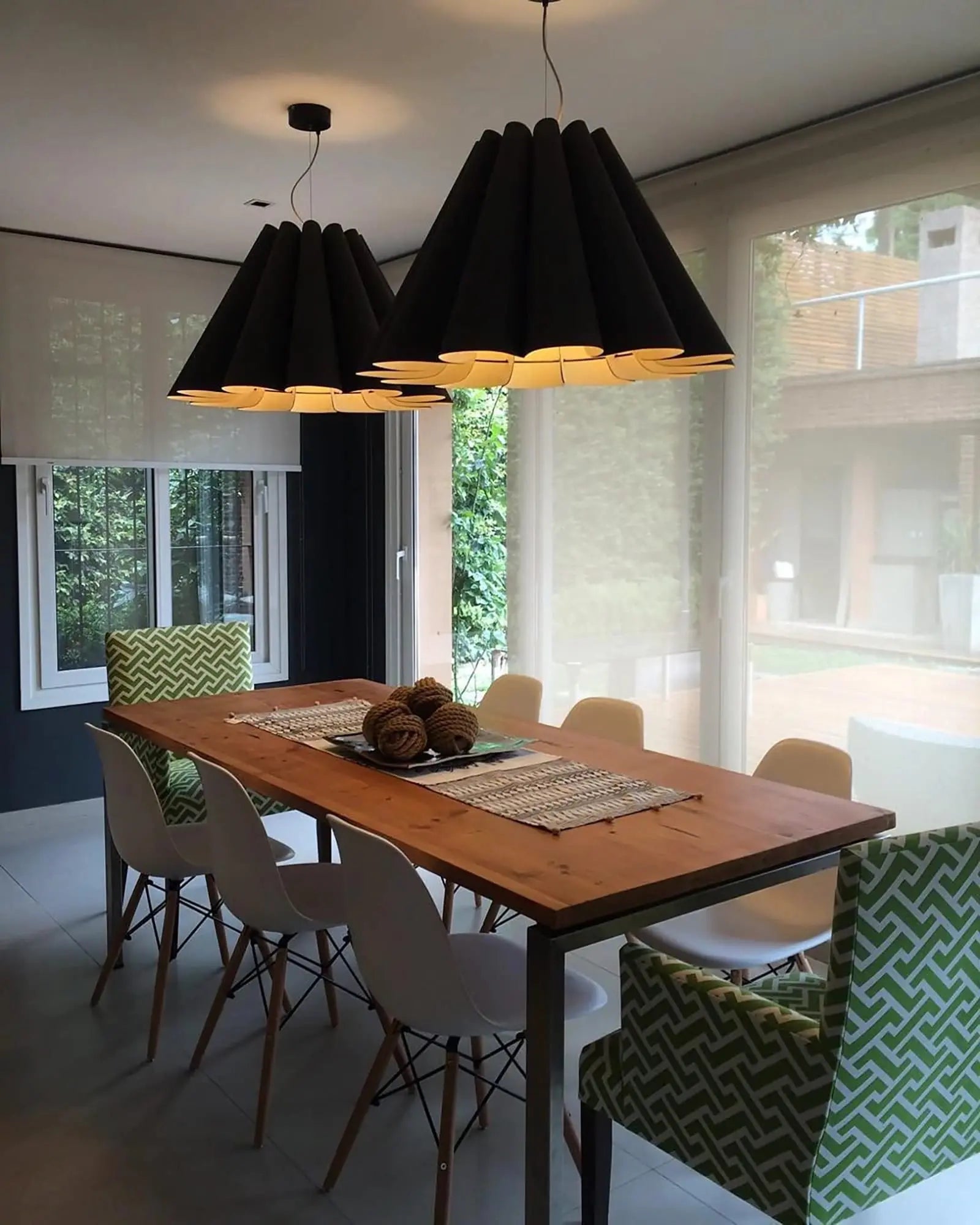 Lora Veneer pendant light cluster above dining table