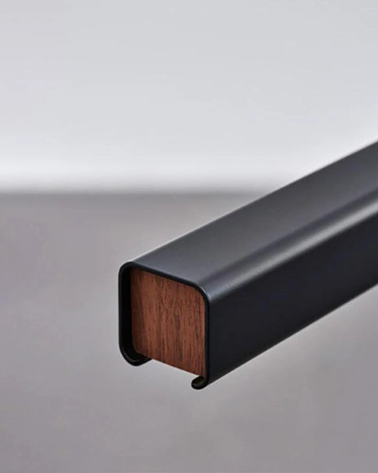 Mumu modern linear pendant light