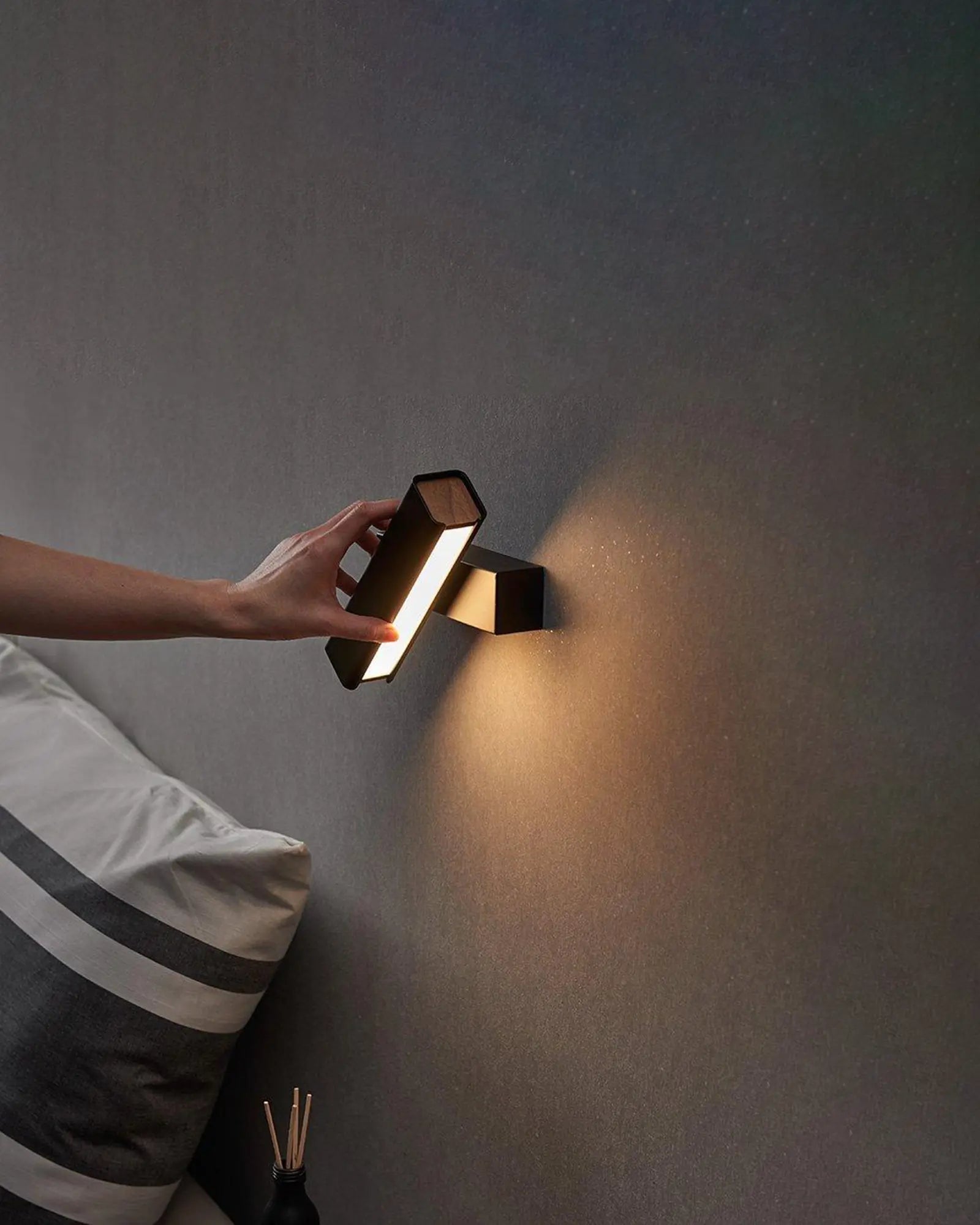 Mumu Wall Light