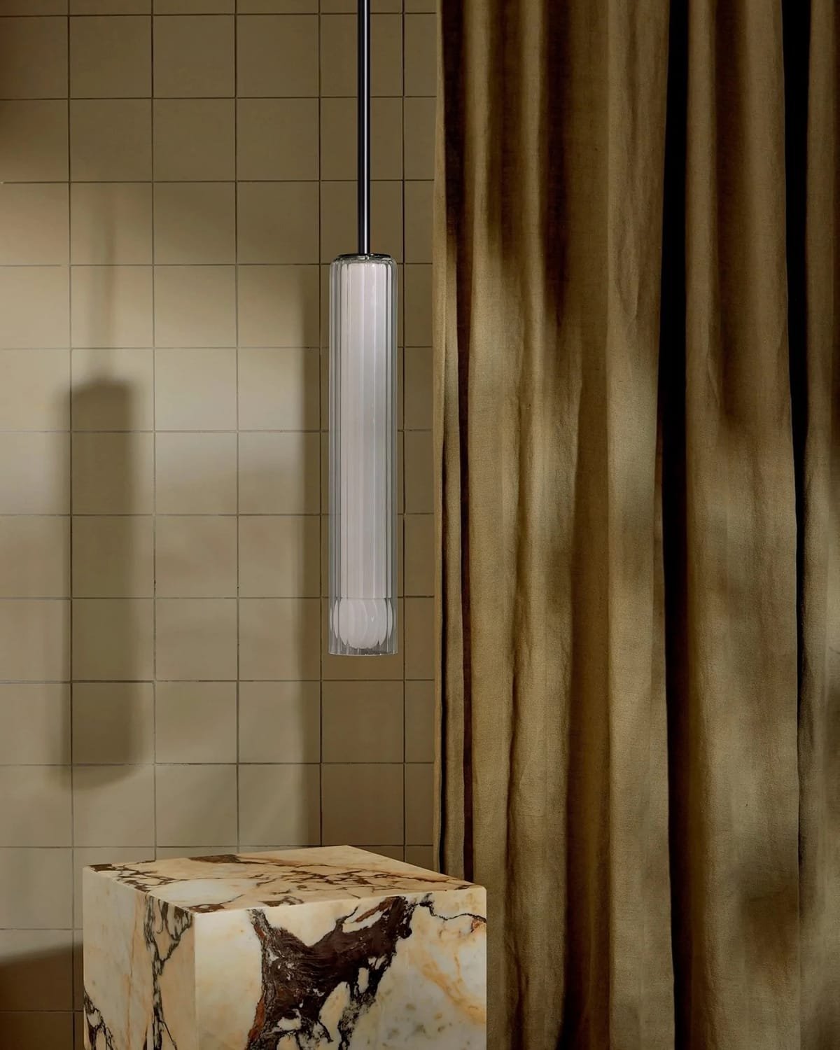 Lini Pendant Light