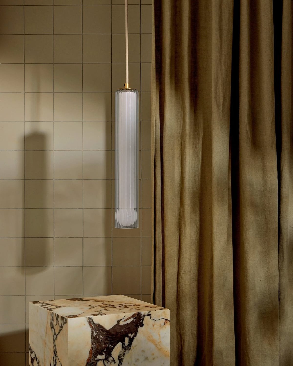 Lini Pendant Light