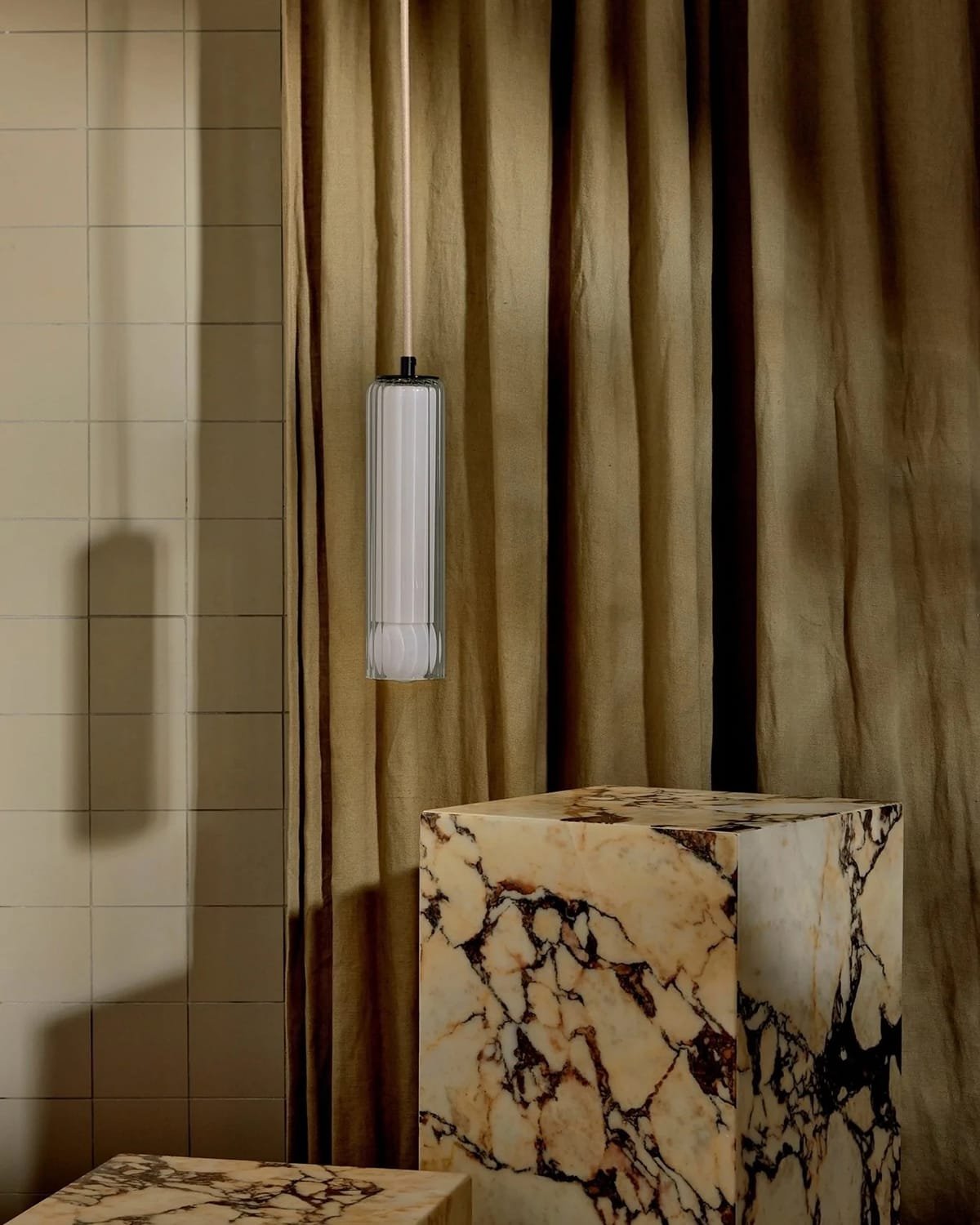 Lini Pendant Light