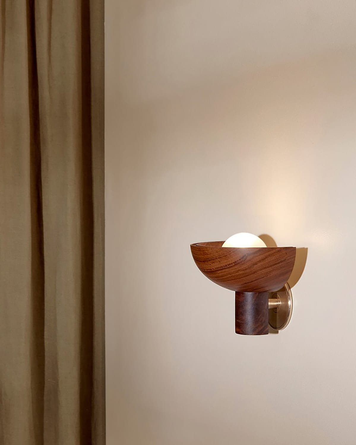 Selene Uplight Wall Light