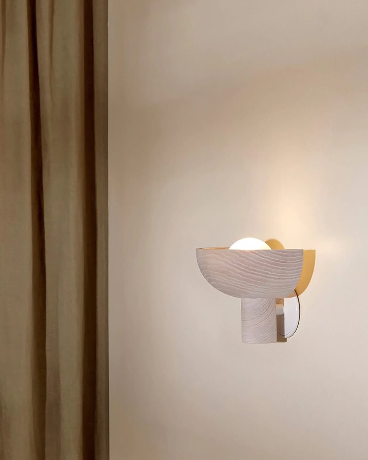 Selene Uplight Wall Light