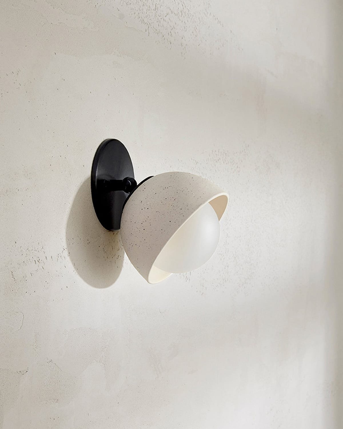 Terra 0 Wall Light