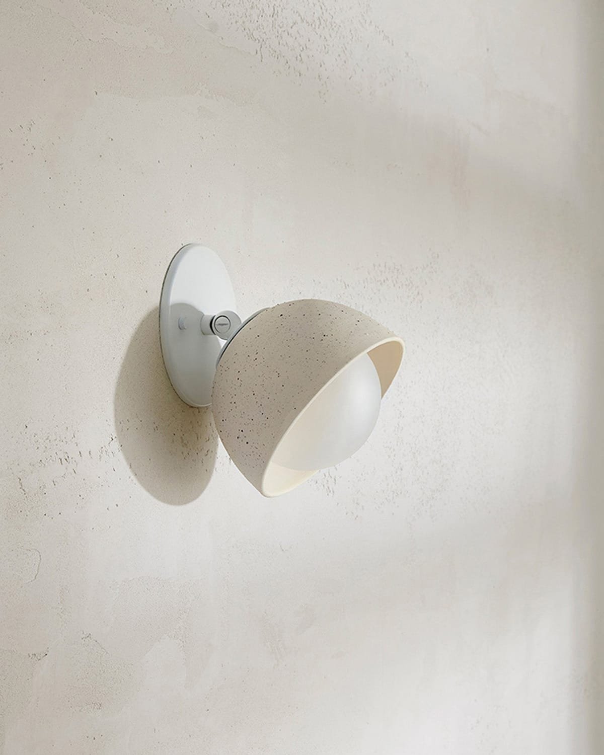 Terra 0 Wall Light