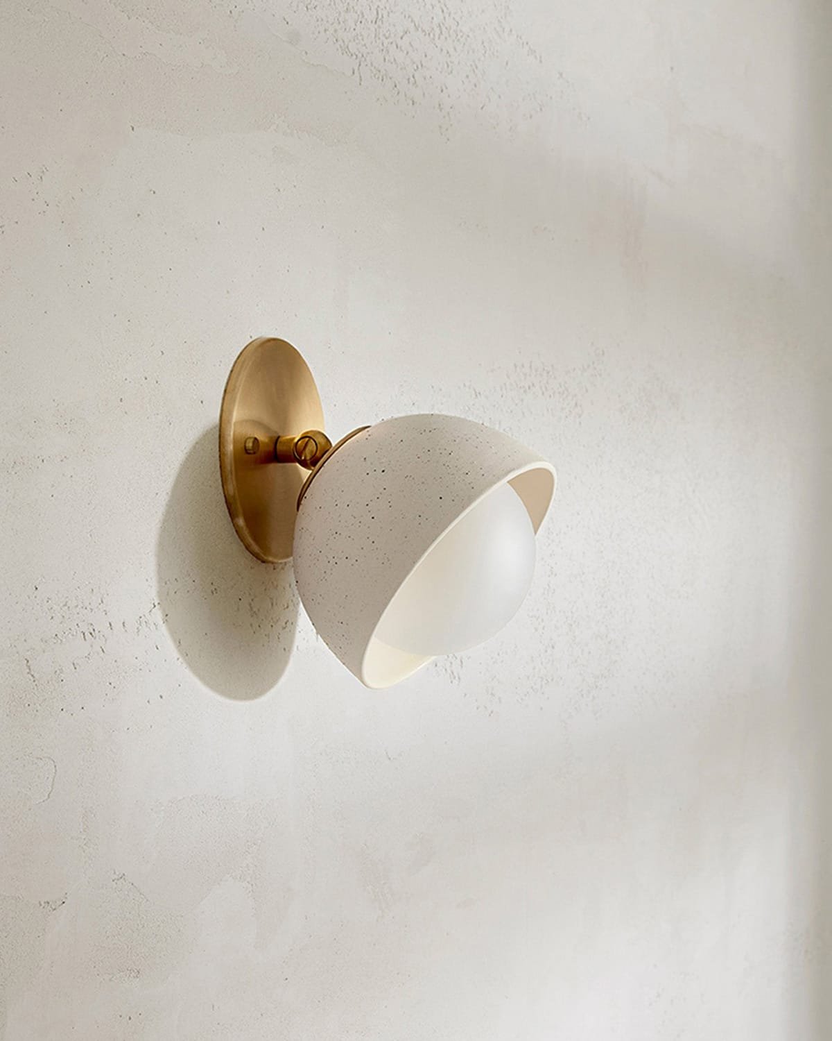 Terra 0 Wall Light