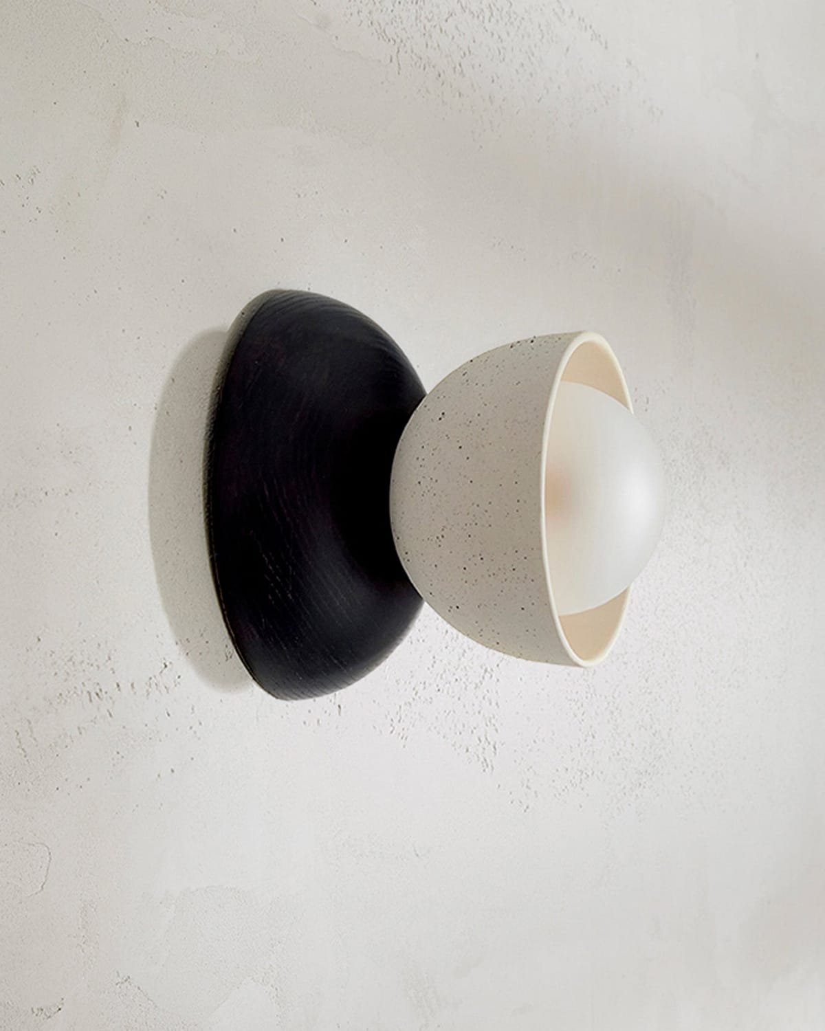 Terra 00 Wall Light