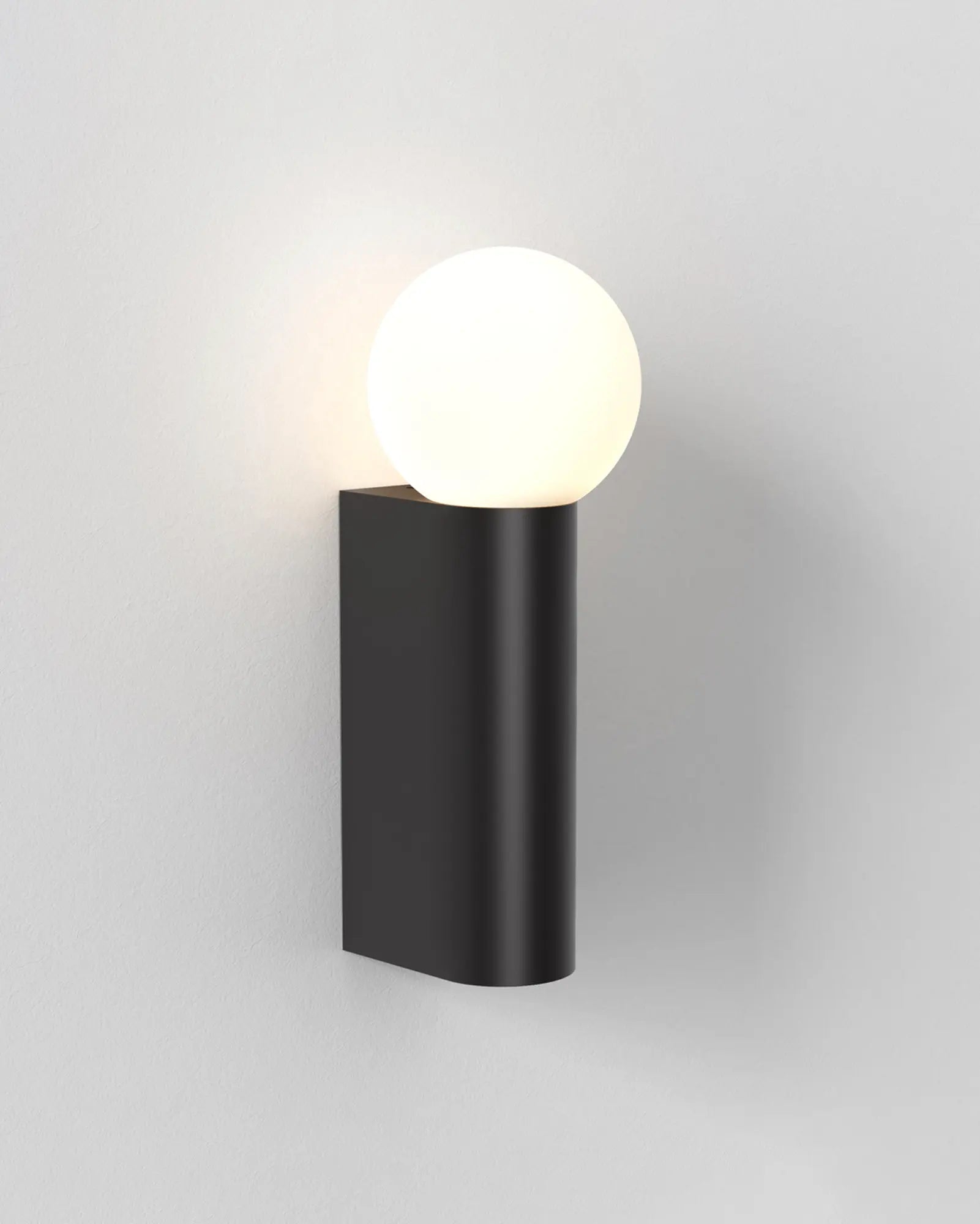 Ortona Single Wall Light in black