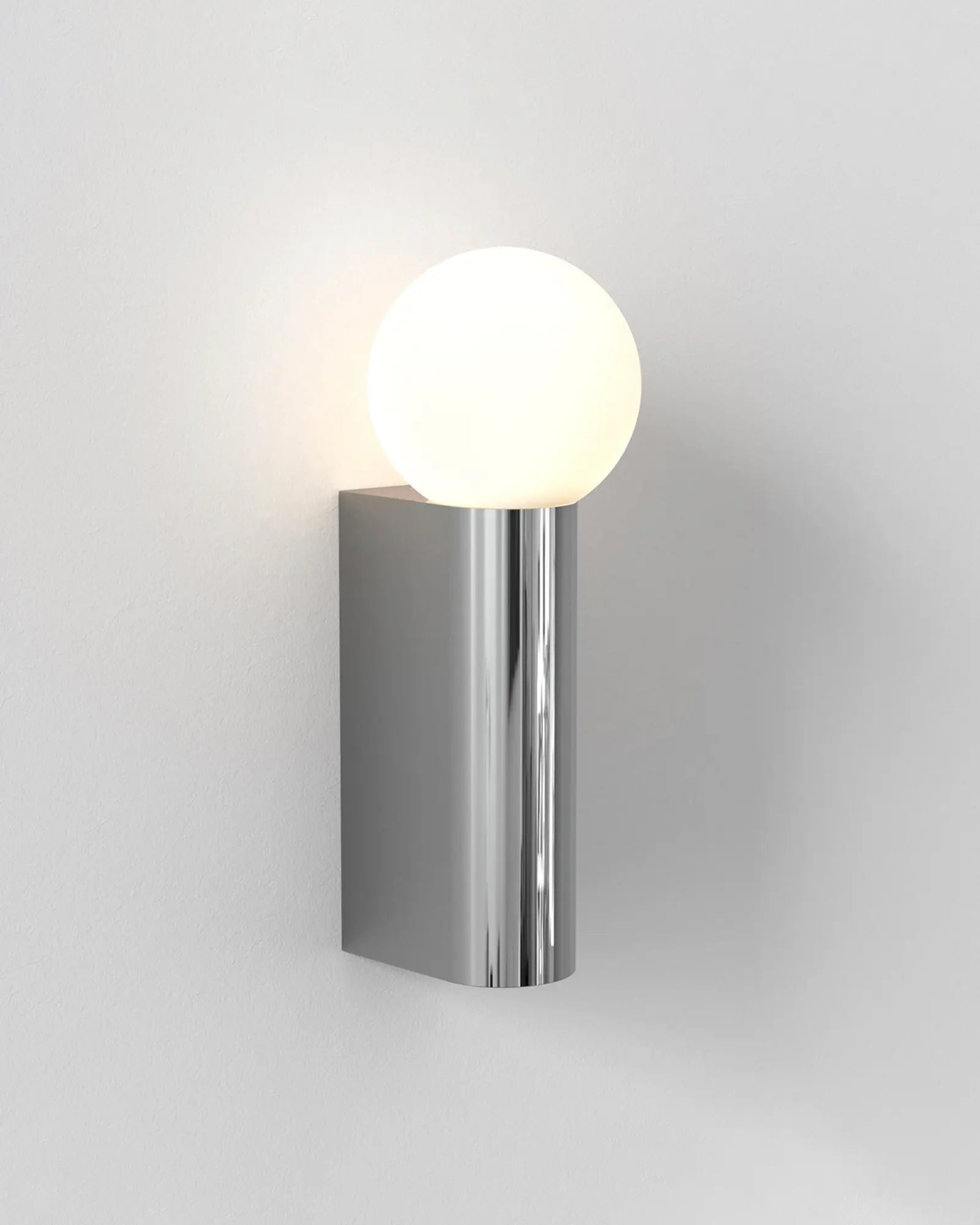 Ortona Single Wall Light in chrome