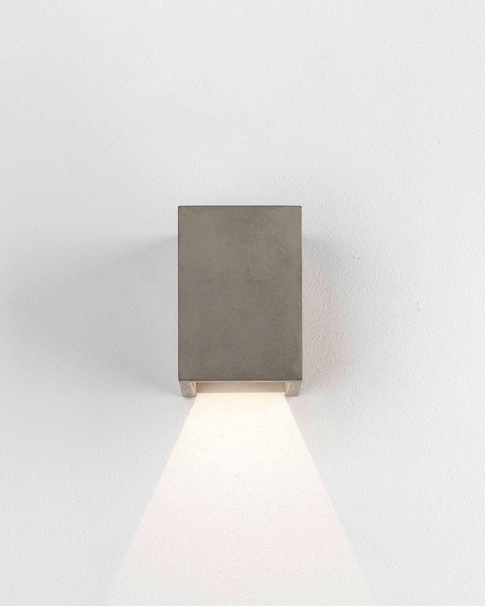 Oslo Wall Light