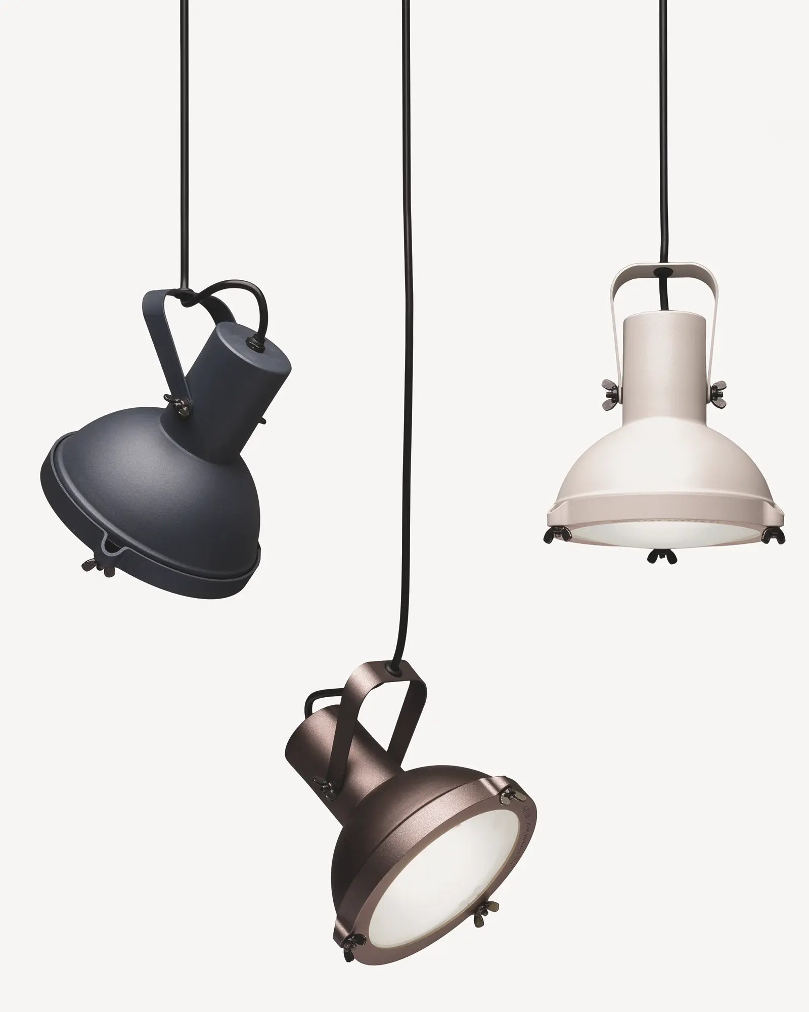 Projecteur classic iconic pendant light colors