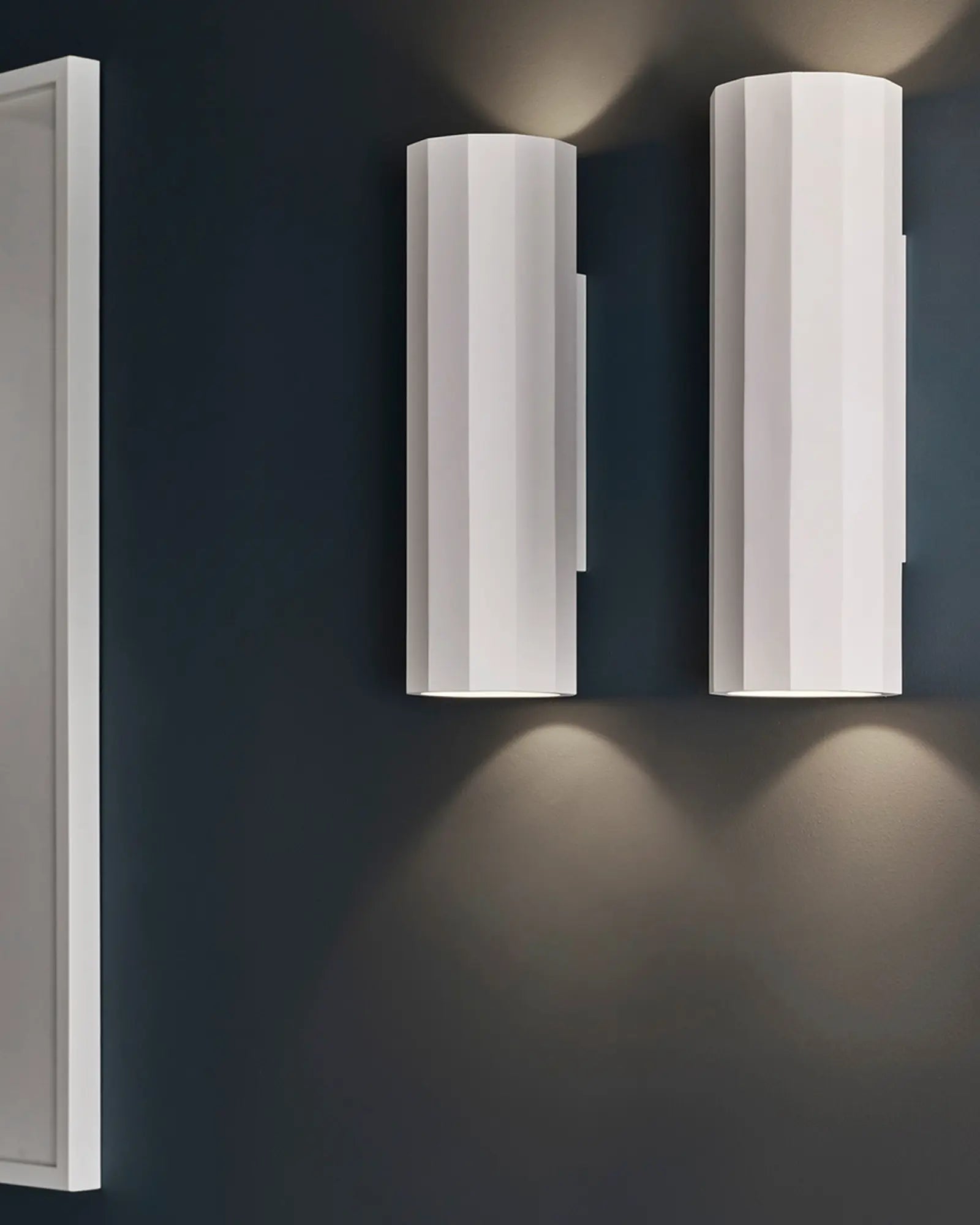 Shadow plaster minimal wall light cluster