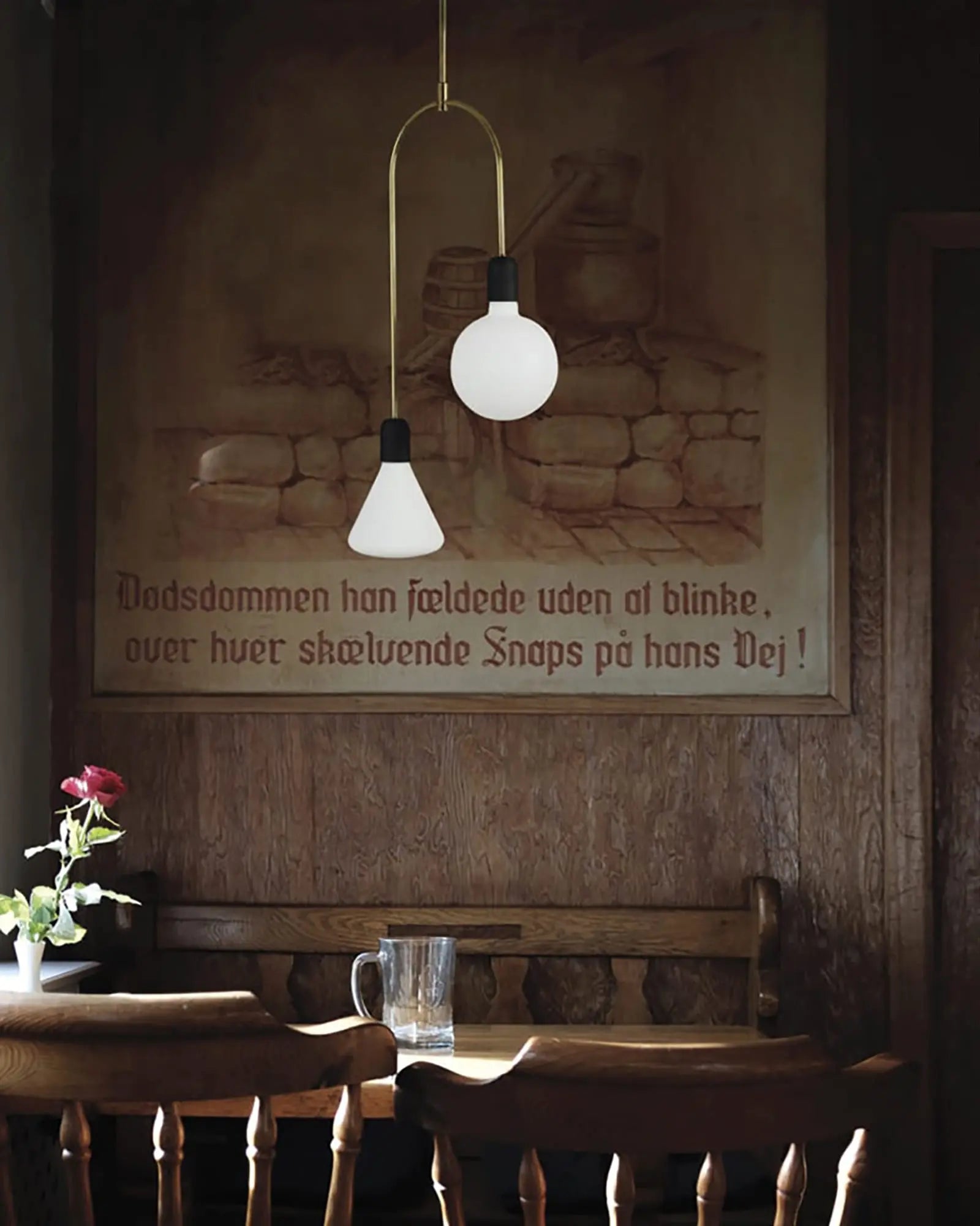 Smith 2 Pendant light above a table