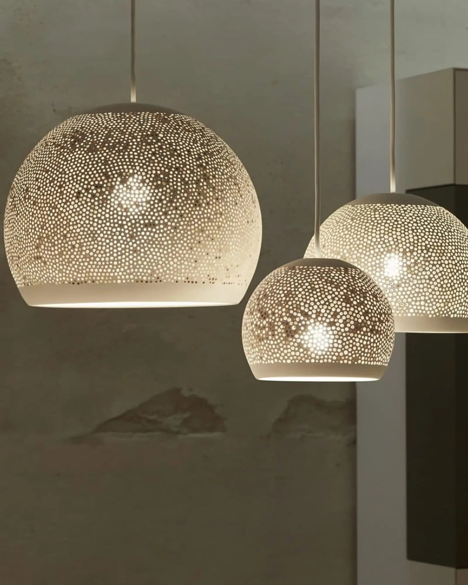 Sponge Up pendant light