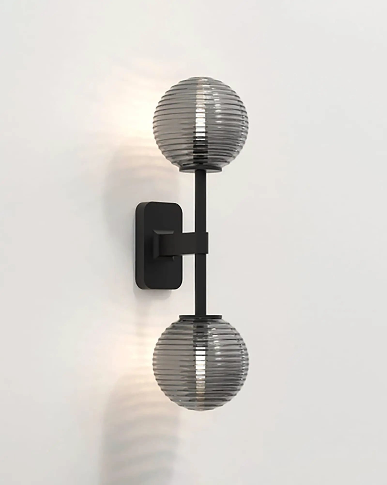 Tacoma twin classic double orb wall light