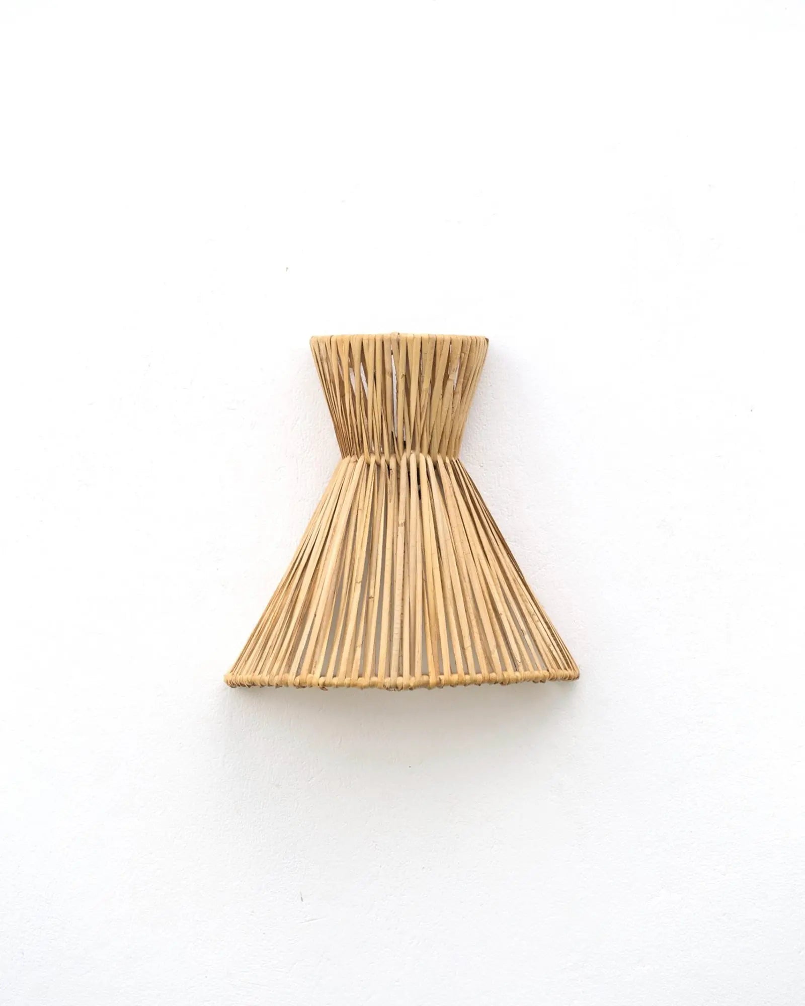 Thaiti wall light