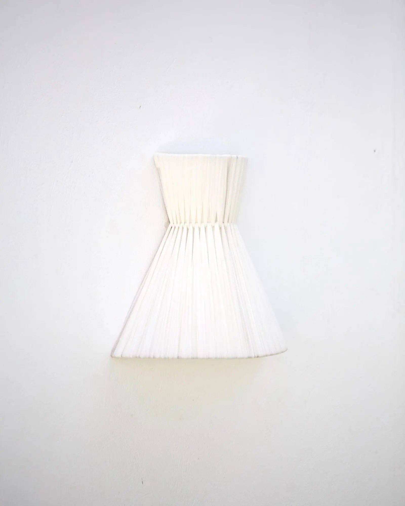 Thaiti wall light