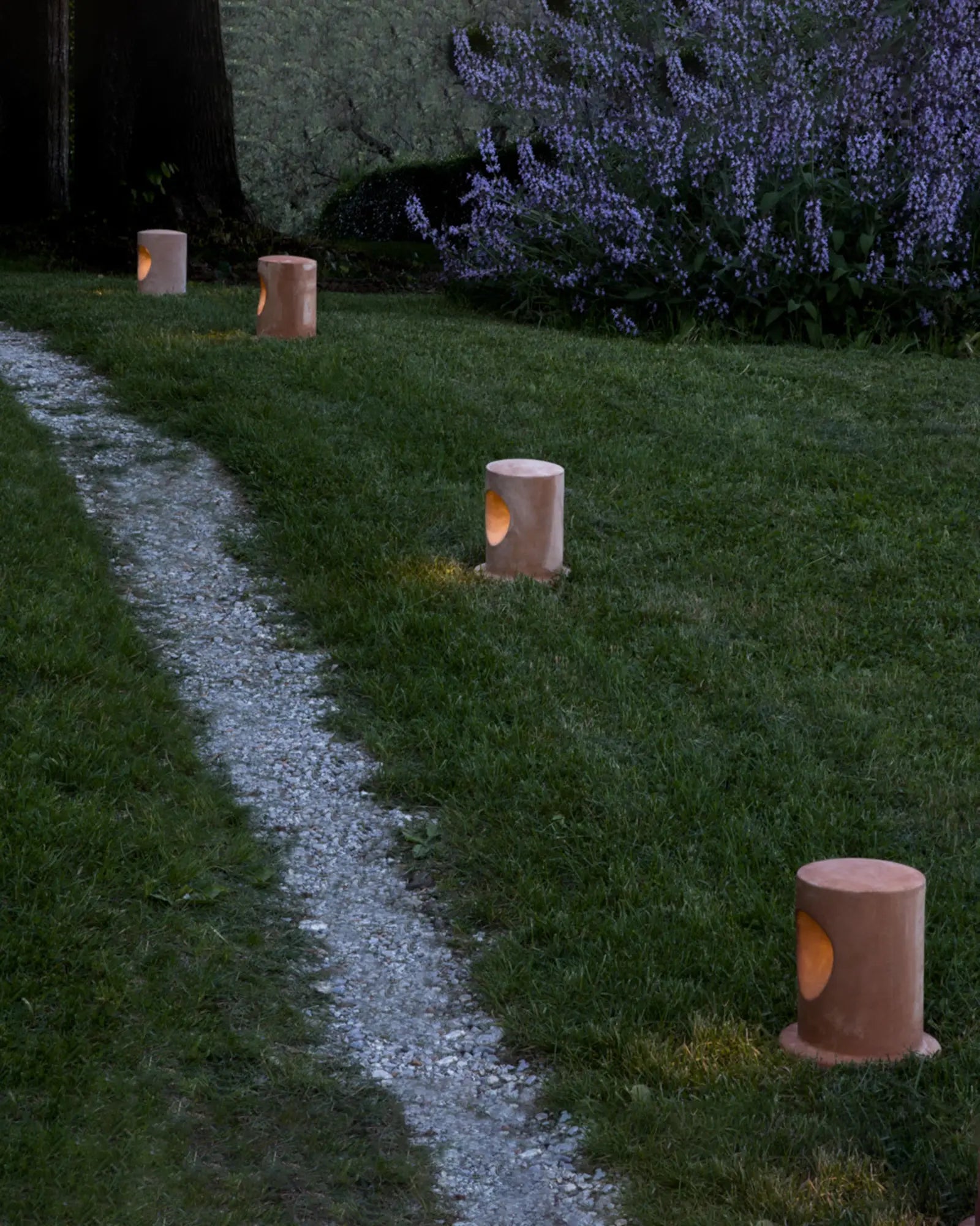 U boat pedestal bollard light