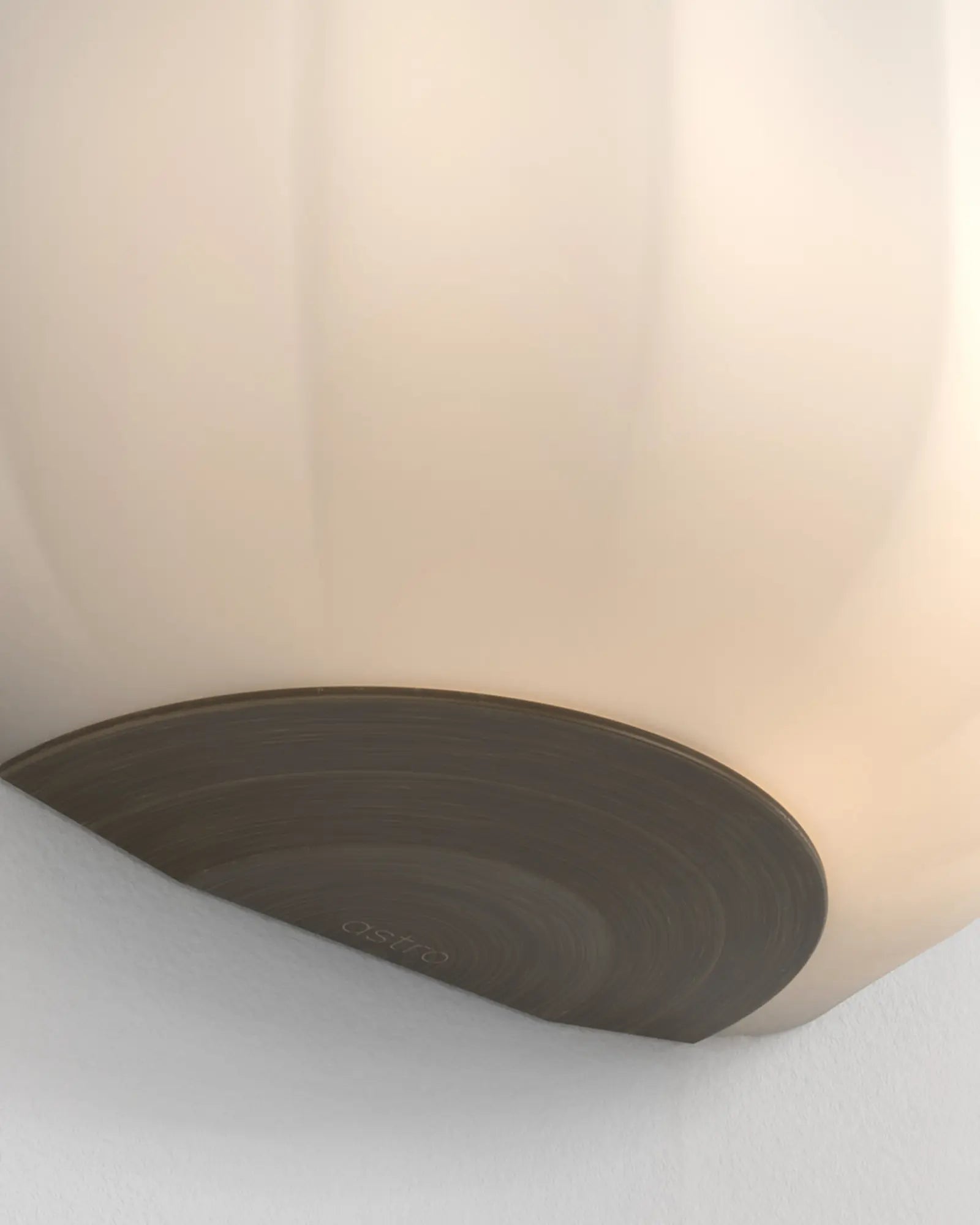 Veo wall light detail