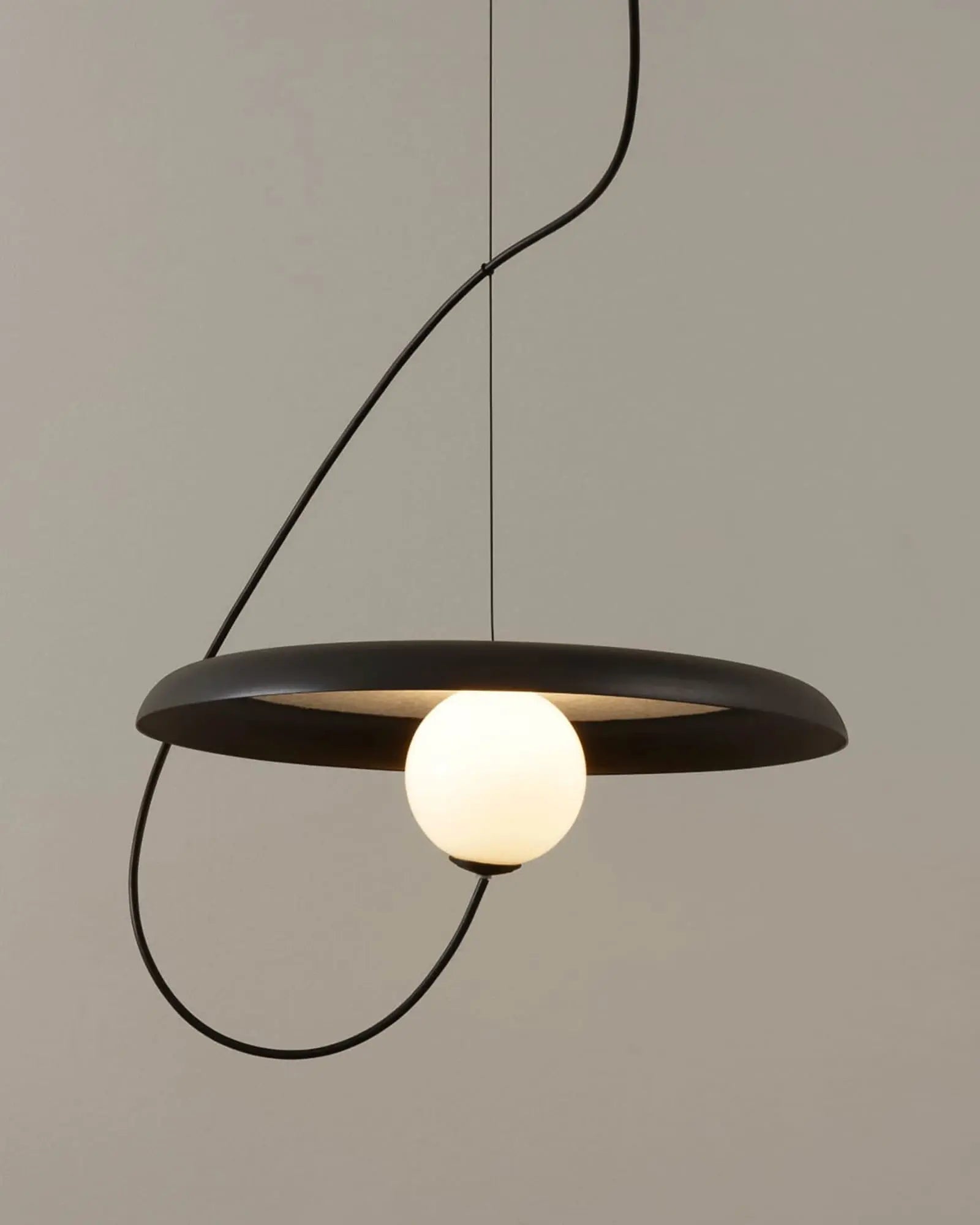 Wire pendant light