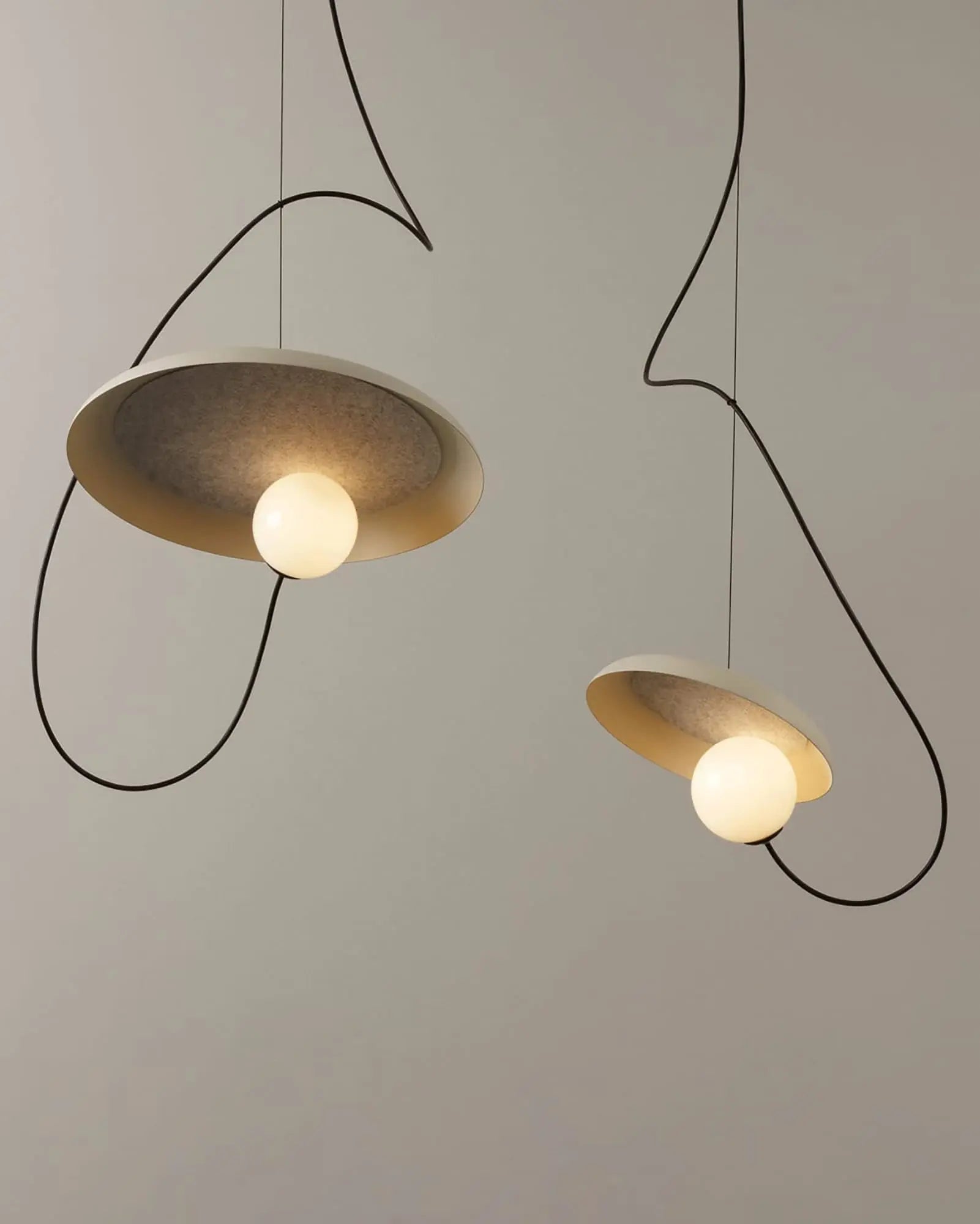 Wire pendant light