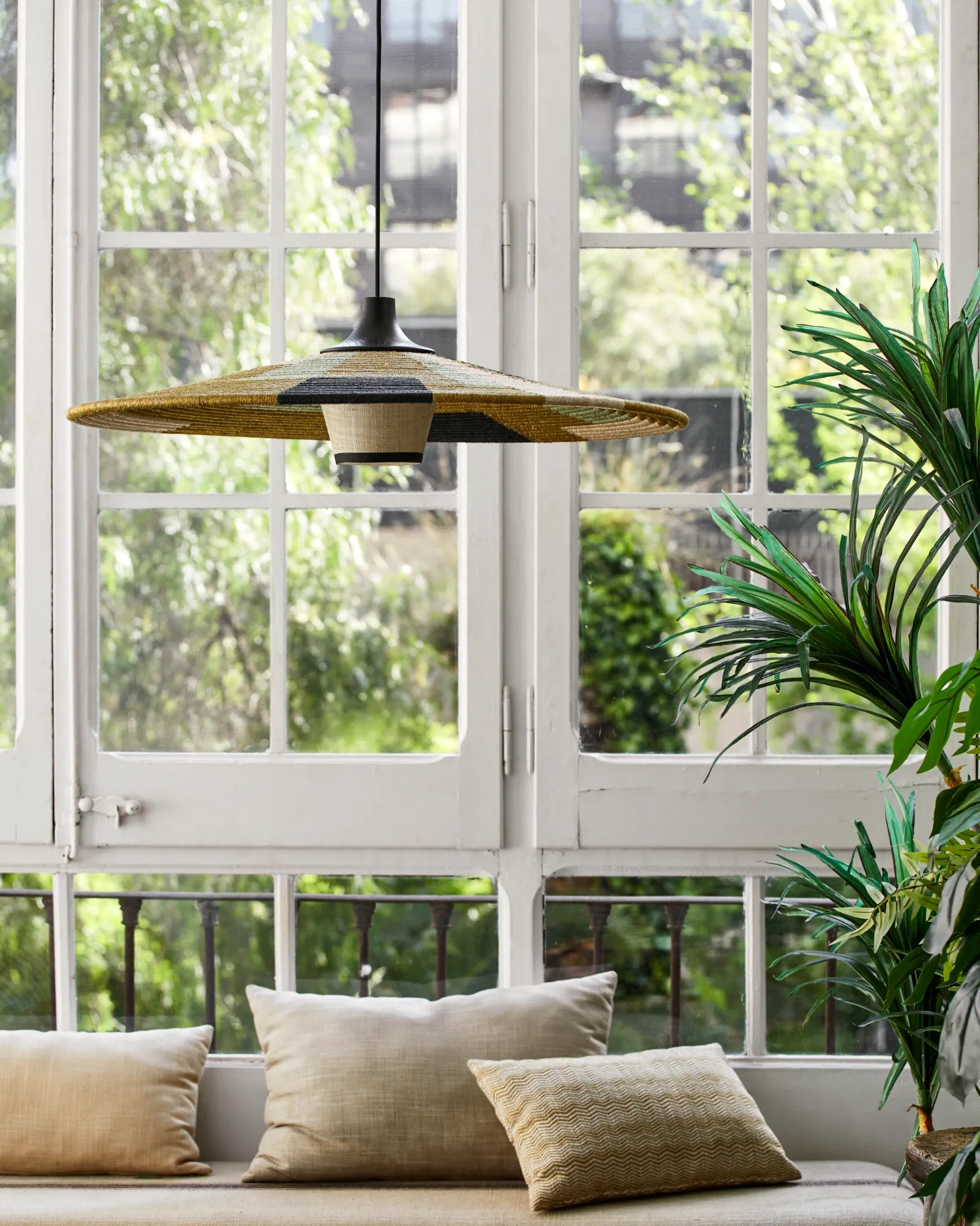 Parrot Grande Pendant Light