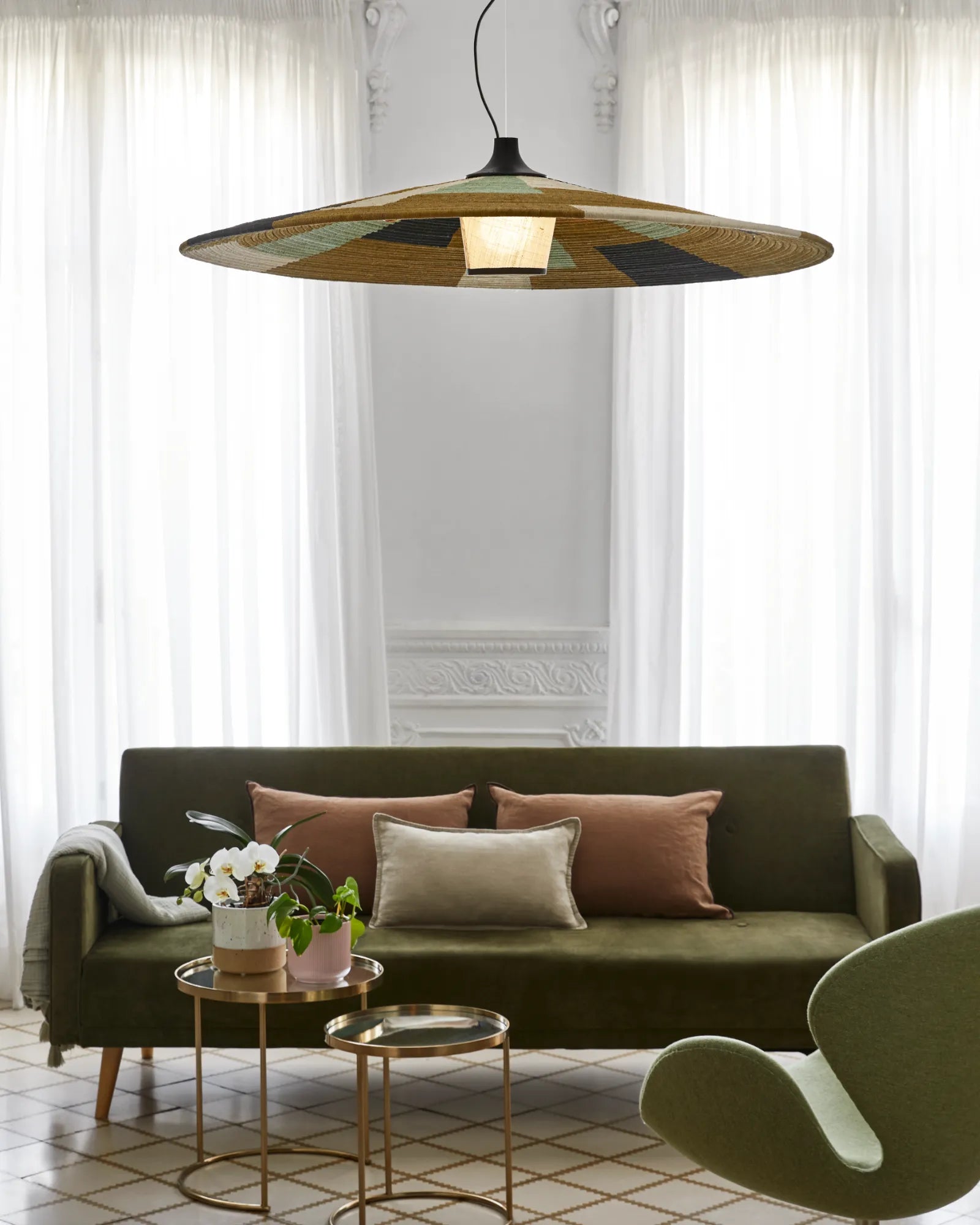 Parrot Grande Pendant Light
