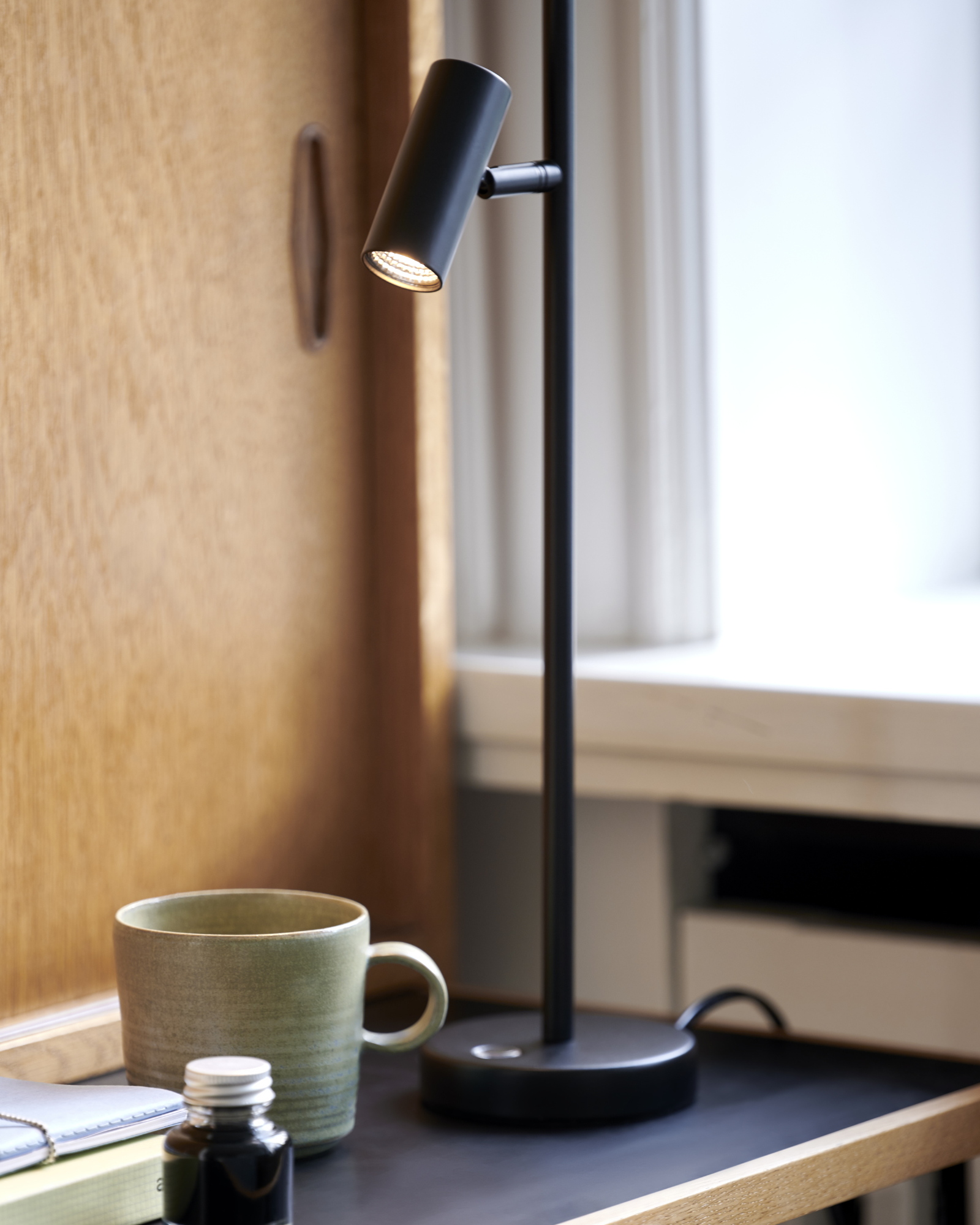 Omari Table Lamp