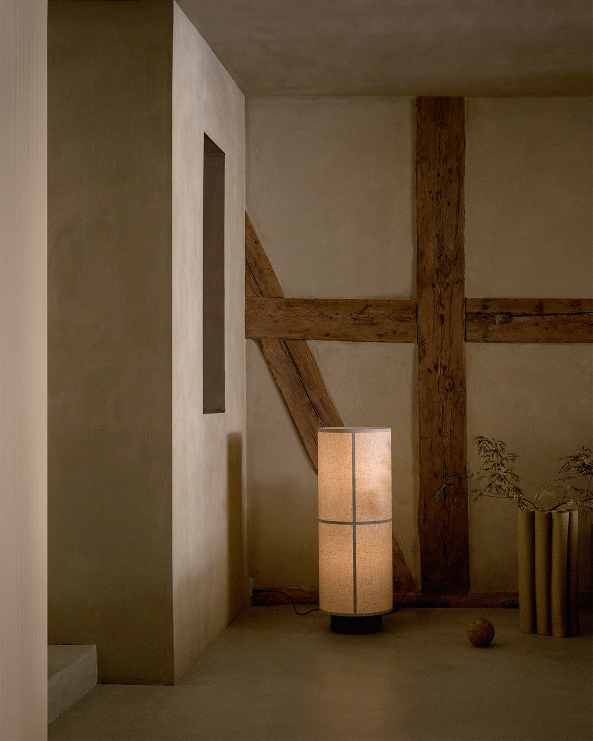Hashira Floor Lamp